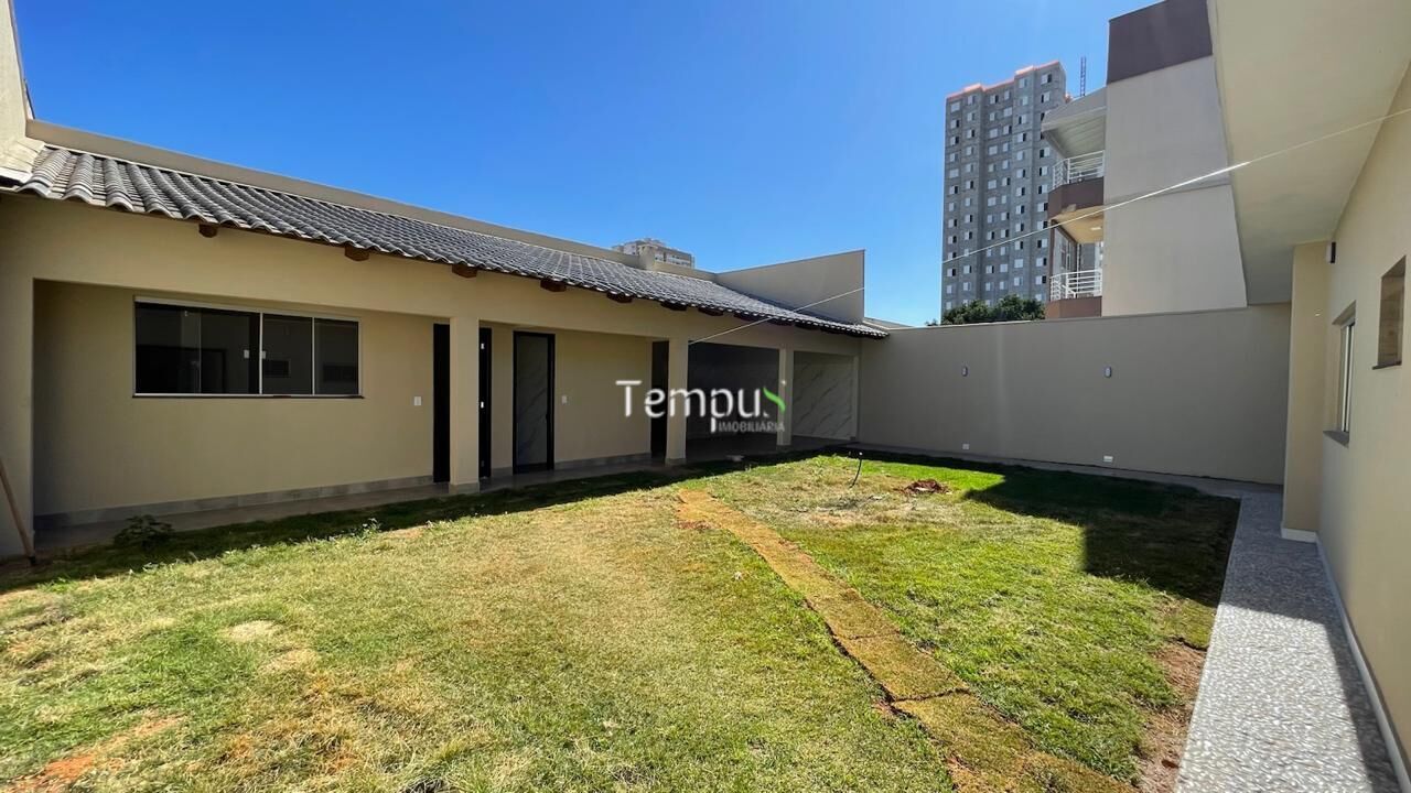 Casa, 5 quartos, 220 m² - Foto 4