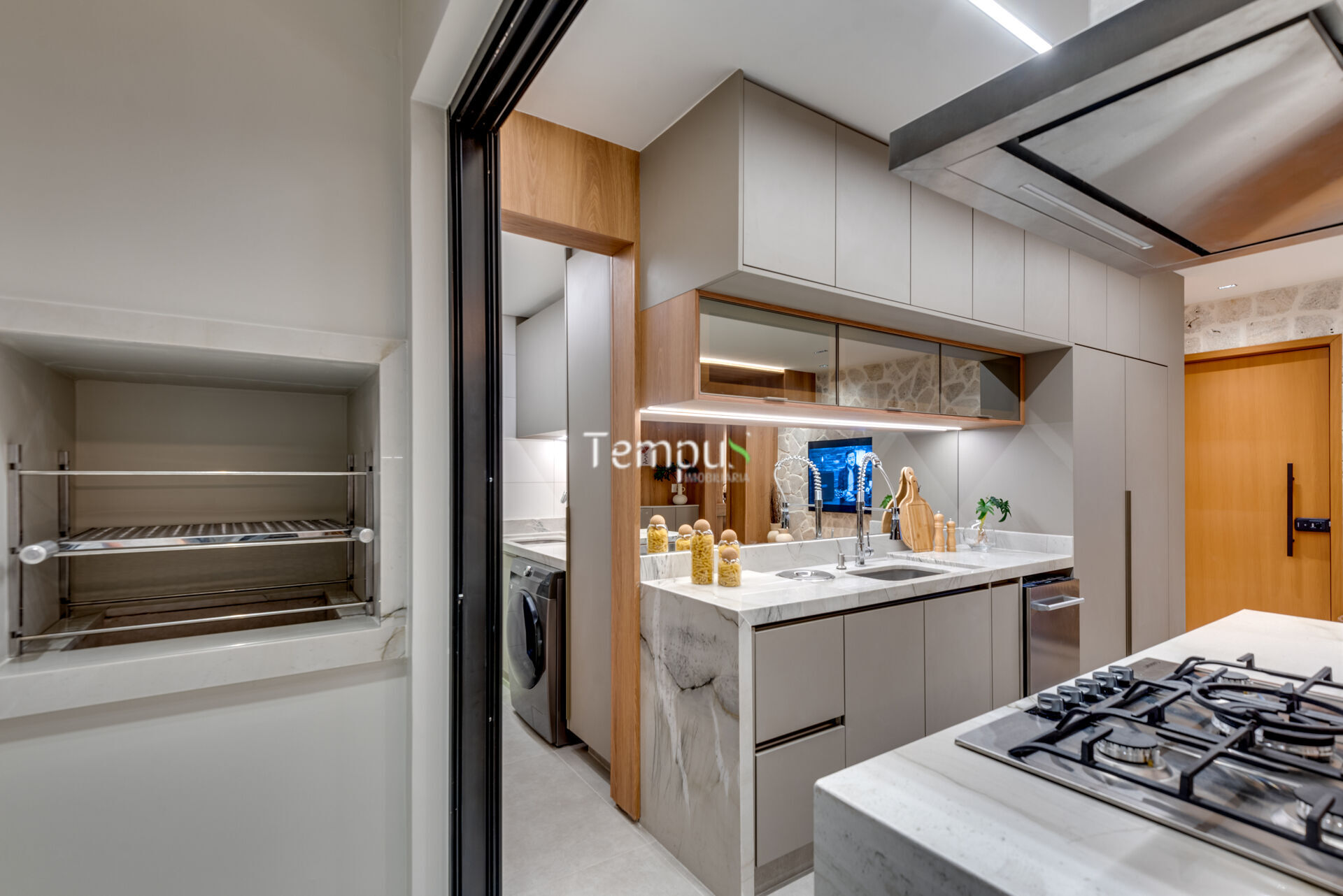 Apartamento à venda com 2 quartos, 86m² - Foto 3