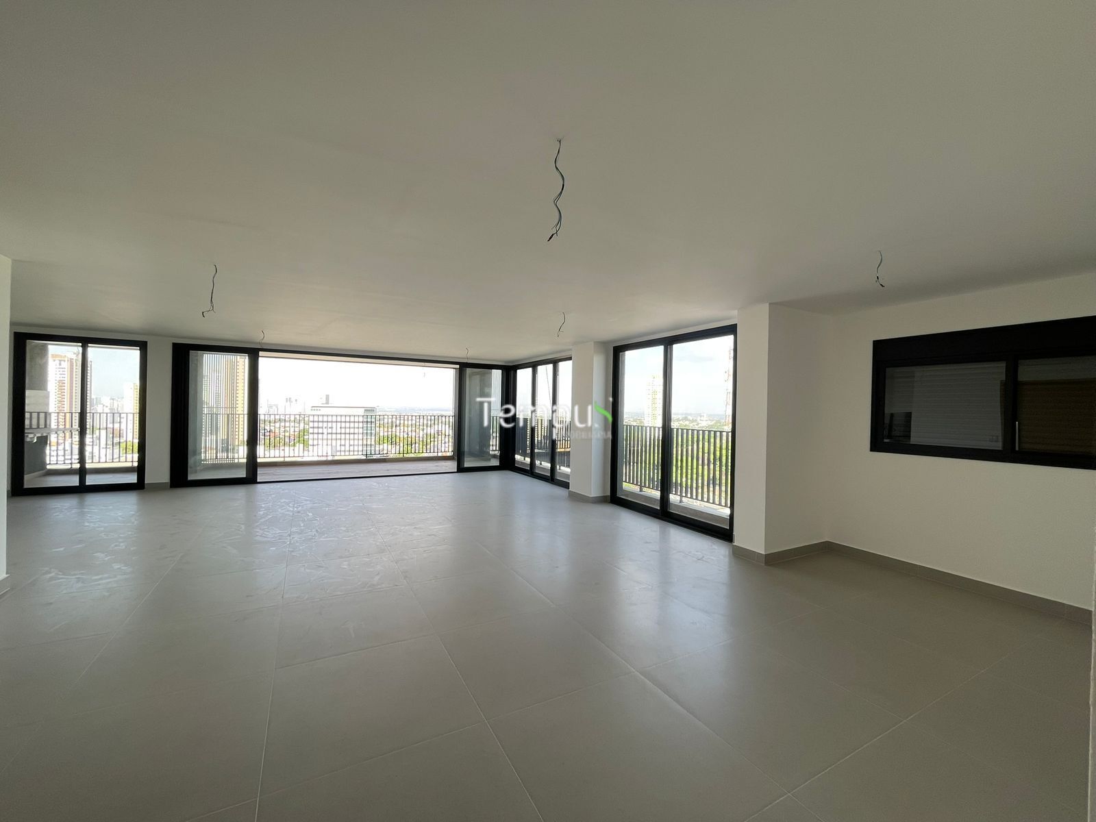 Apartamento, 4 quartos, 199 m² - Foto 2