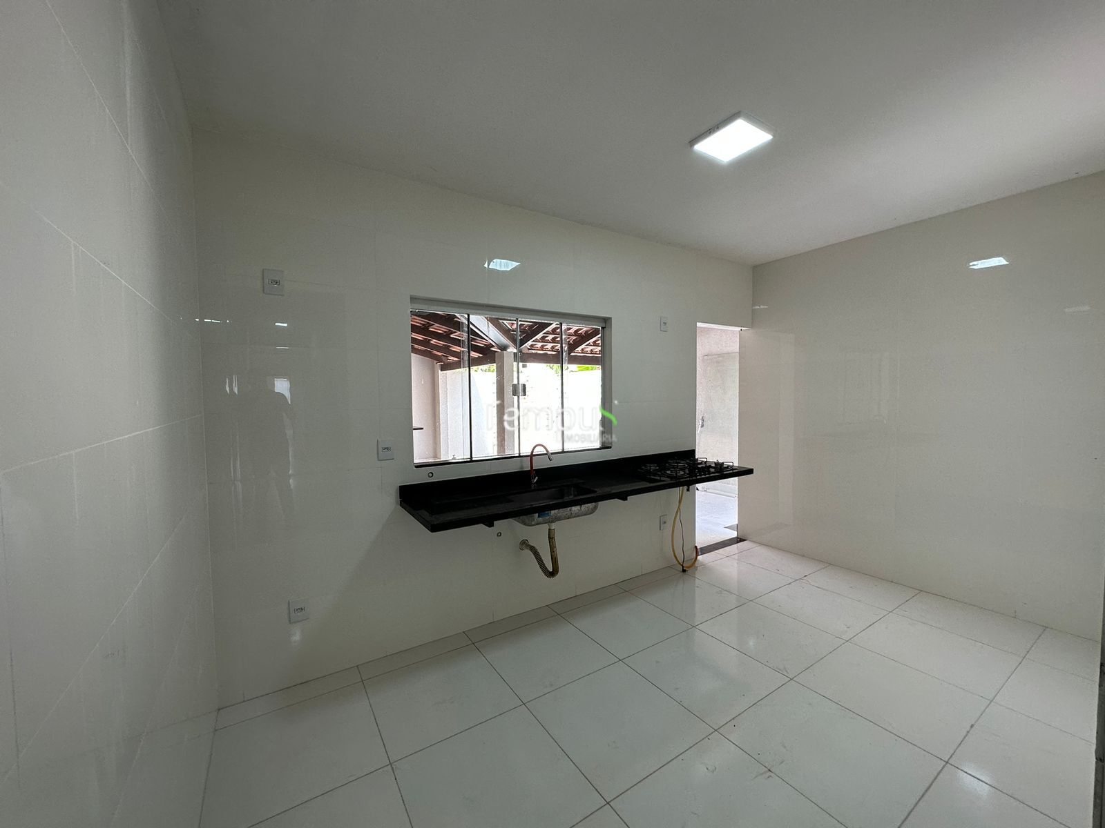 Casa à venda com 3 quartos, 200m² - Foto 5