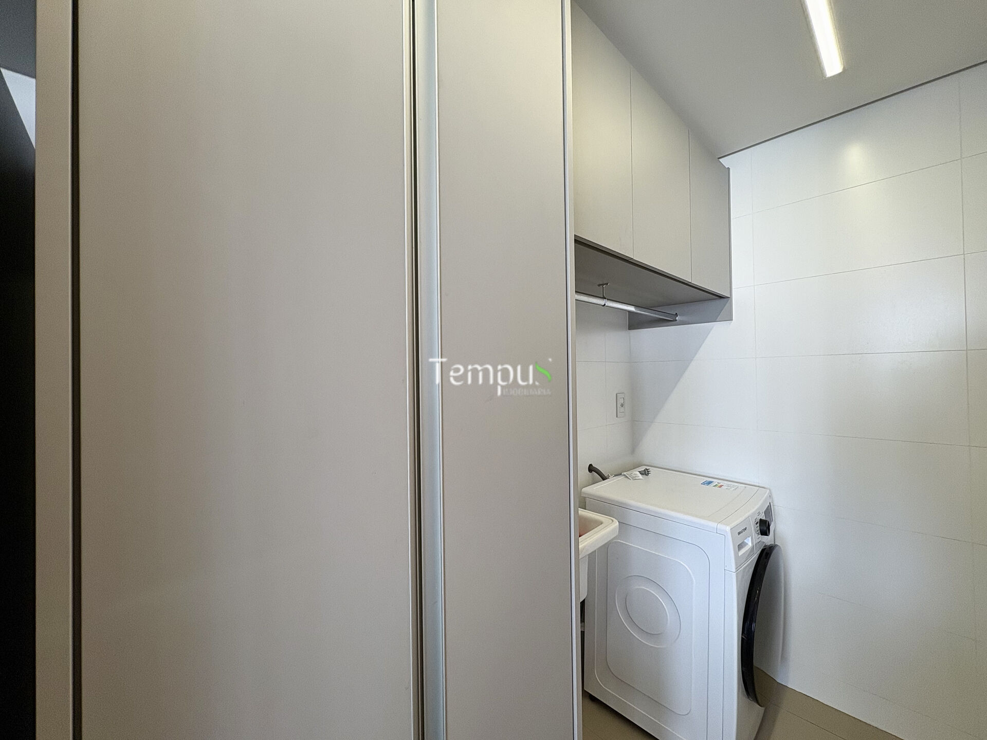 Apartamento à venda com 2 quartos, 69m² - Foto 10