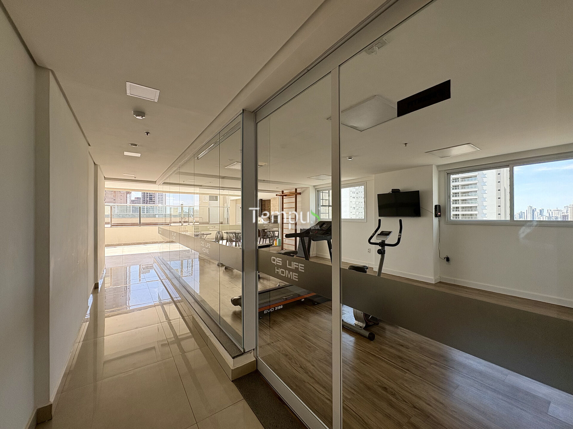 Apartamento à venda com 2 quartos, 69m² - Foto 3