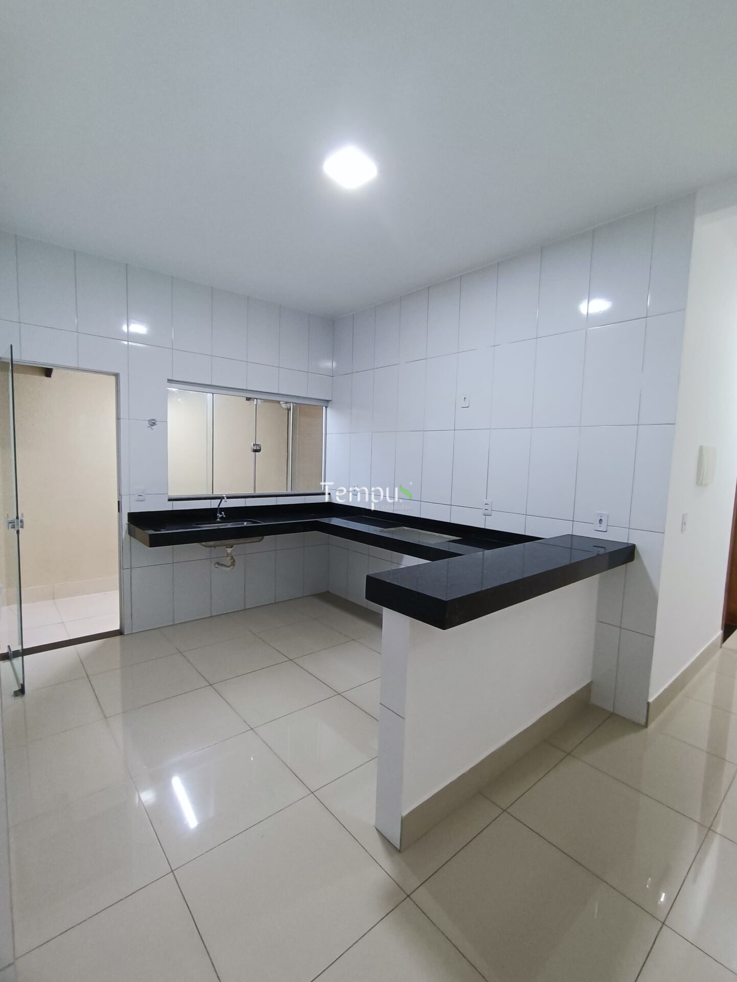 Casa à venda com 3 quartos, 87m² - Foto 13