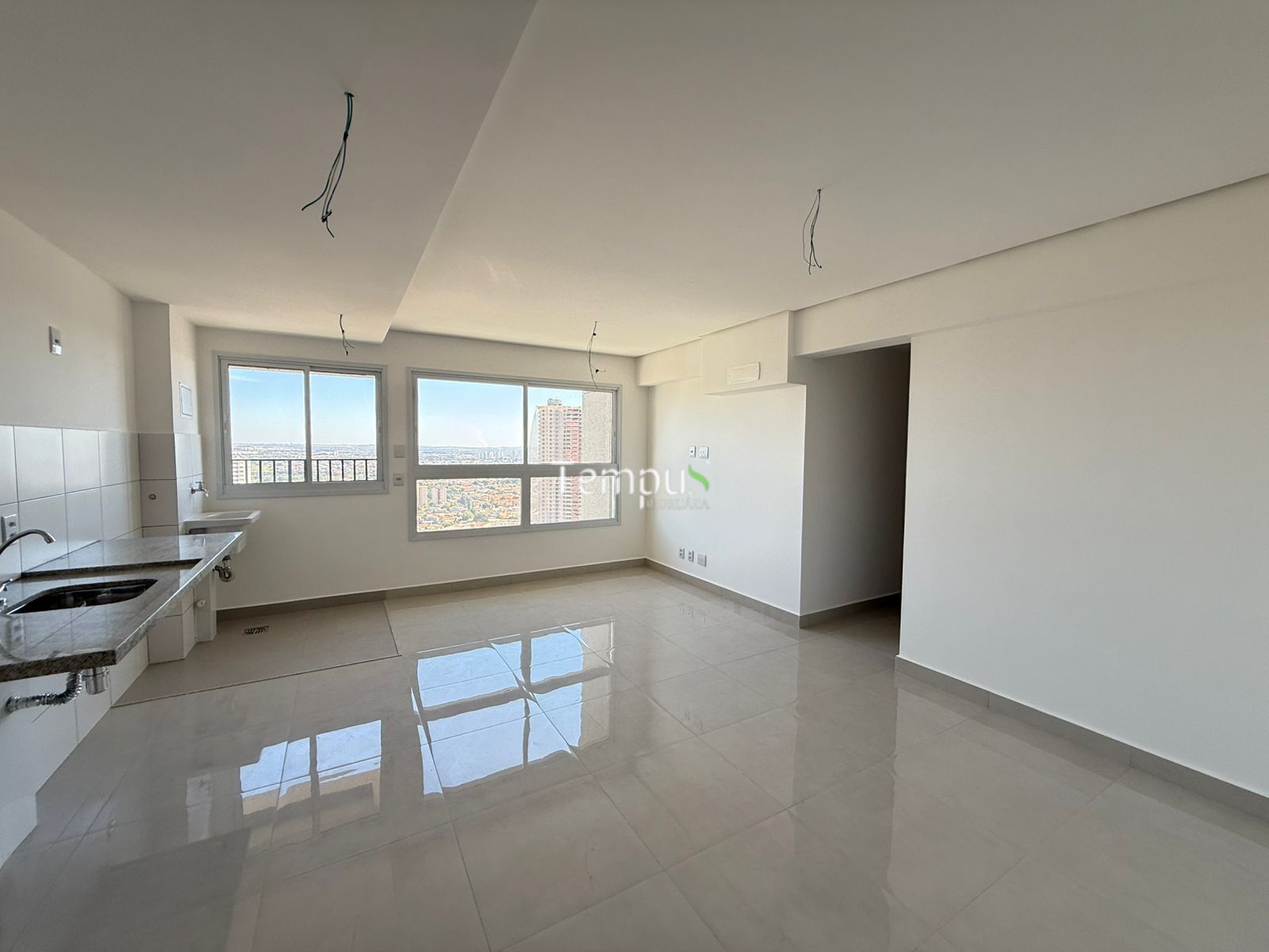 Apartamento à venda com 2 quartos, 62m² - Foto 3