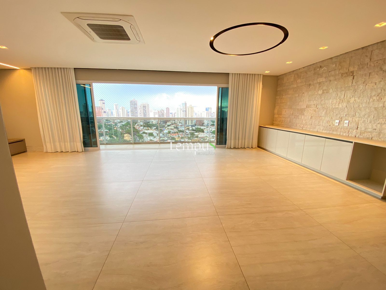 Apartamento à venda com 3 quartos, 260m² - Foto 6