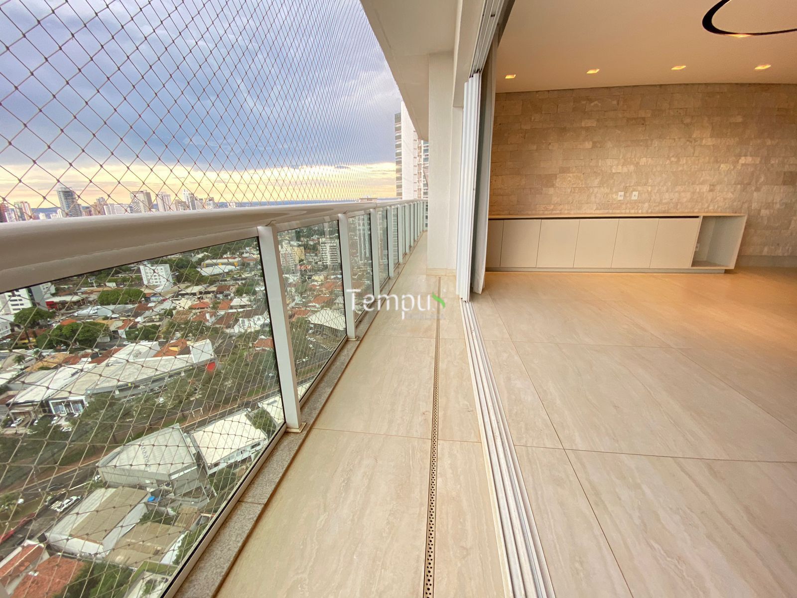 Apartamento à venda com 3 quartos, 260m² - Foto 14