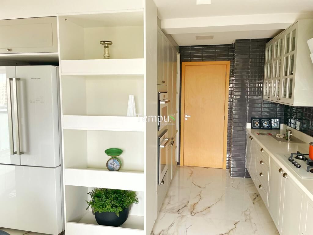 Apartamento à venda com 3 quartos, 179m² - Foto 57