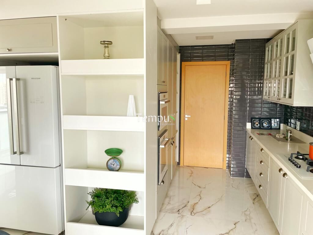 Apartamento à venda com 3 quartos, 179m² - Foto 45