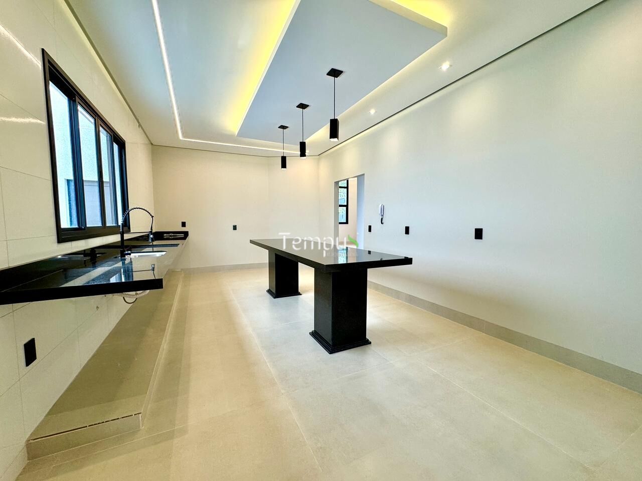 Casa, 3 quartos, 241 m² - Foto 9