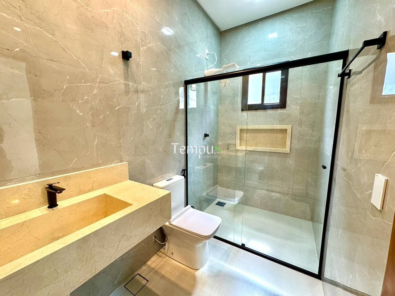 Casa, 3 quartos, 241 m² - Foto 17