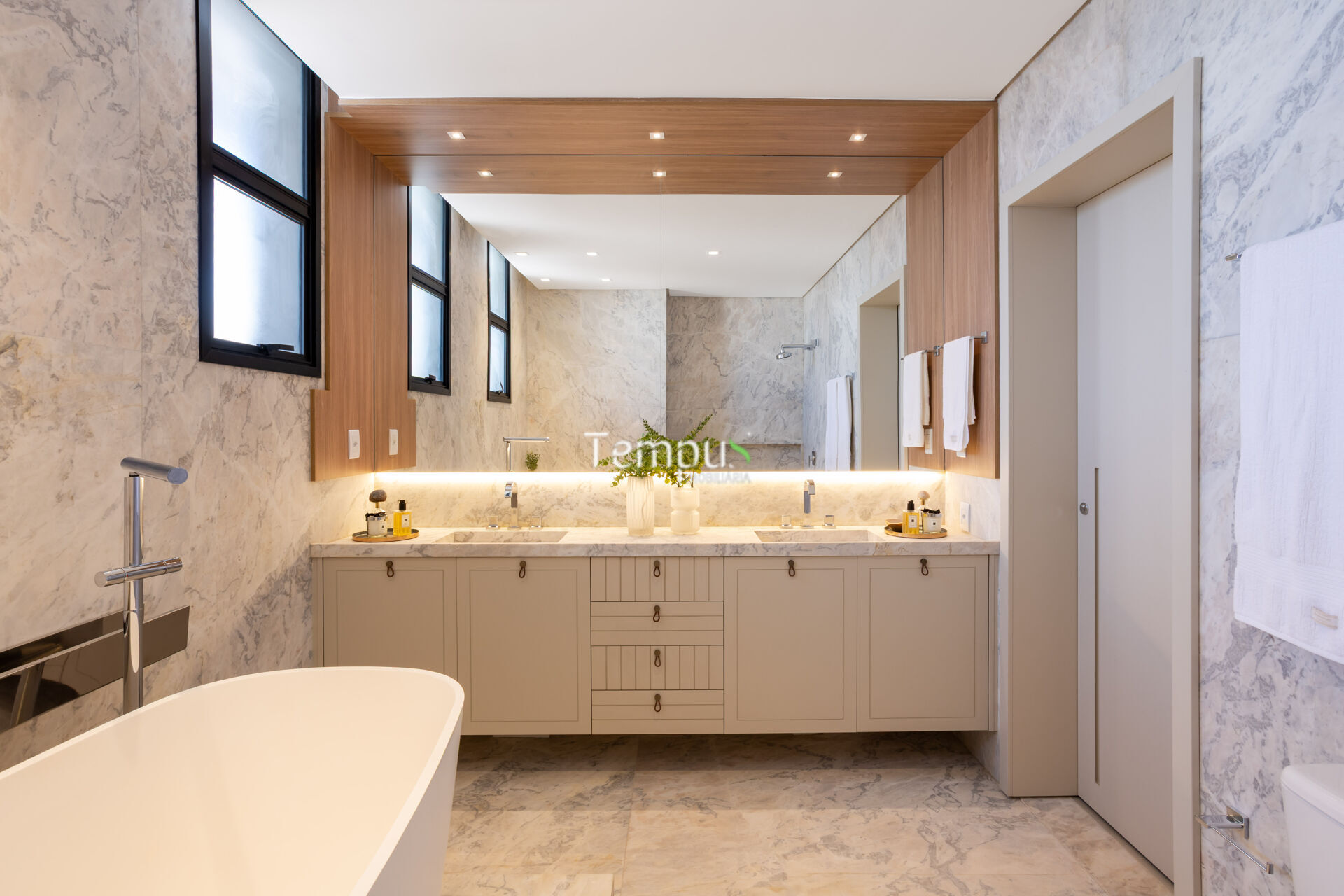 Apartamento à venda com 4 quartos, 271m² - Foto 24