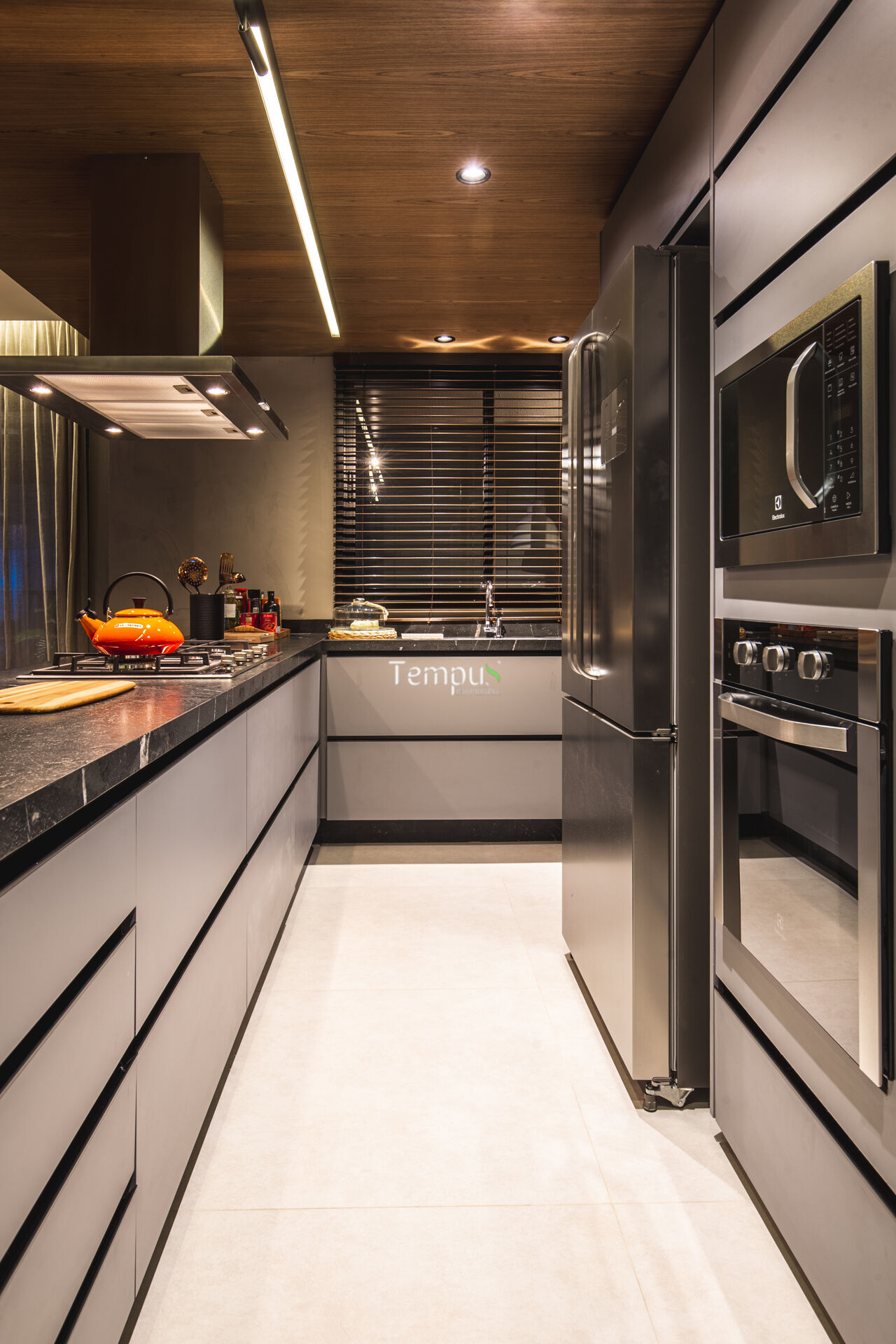 Apartamento à venda com 3 quartos, 137m² - Foto 5