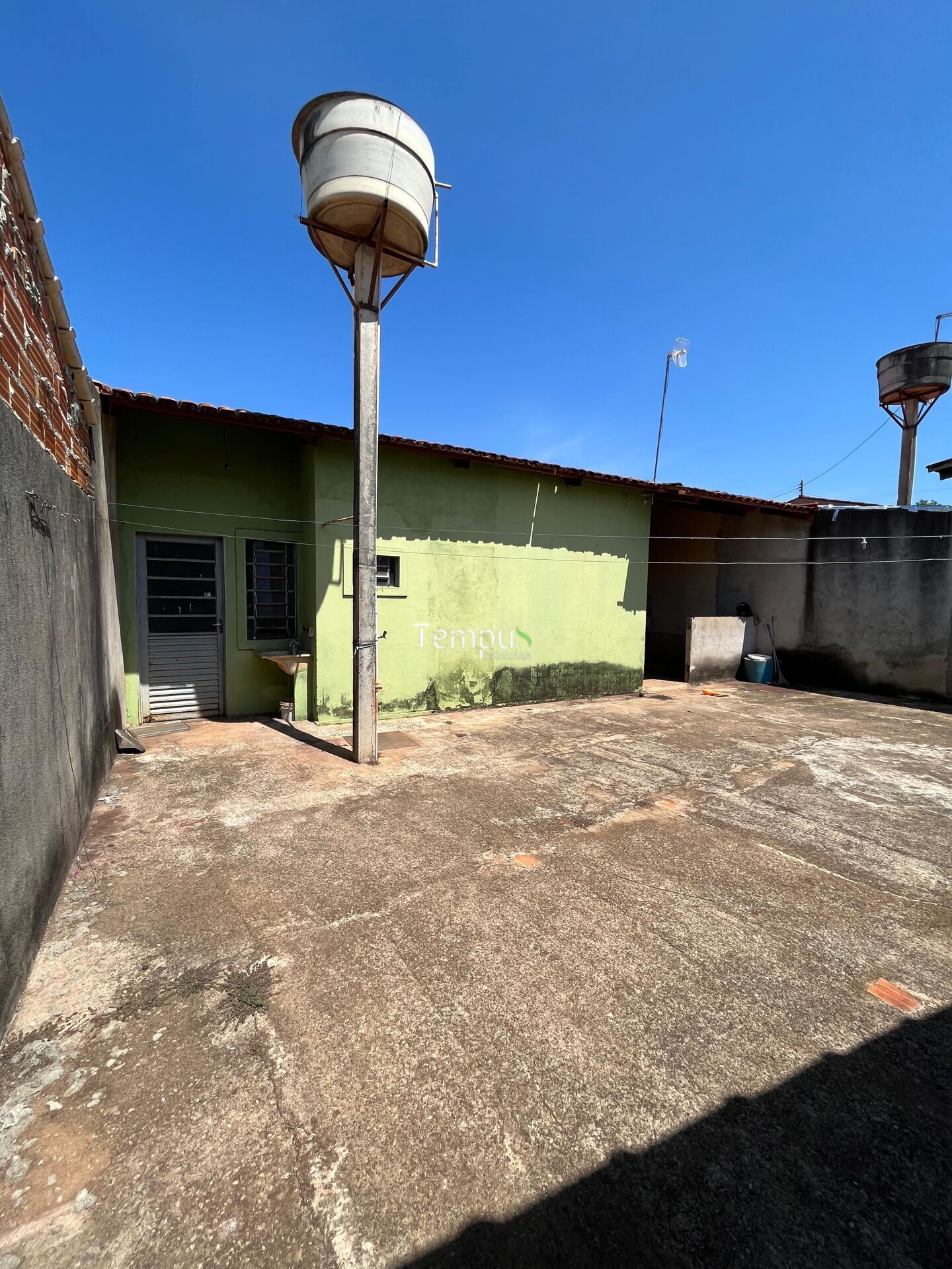 Casa, 2 quartos, 180 m² - Foto 1