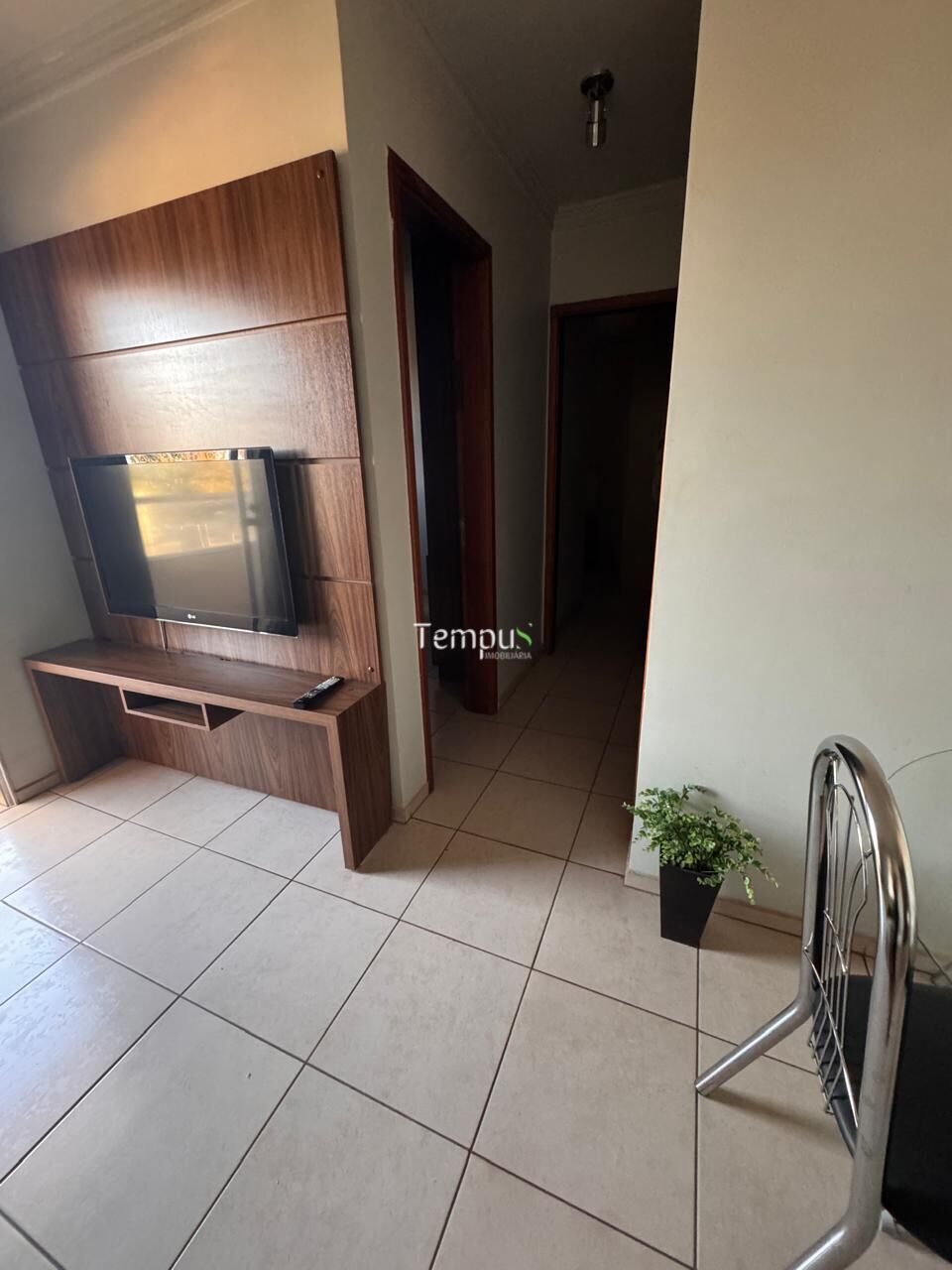 Apartamento para alugar com 2 quartos, 68m² - Foto 12