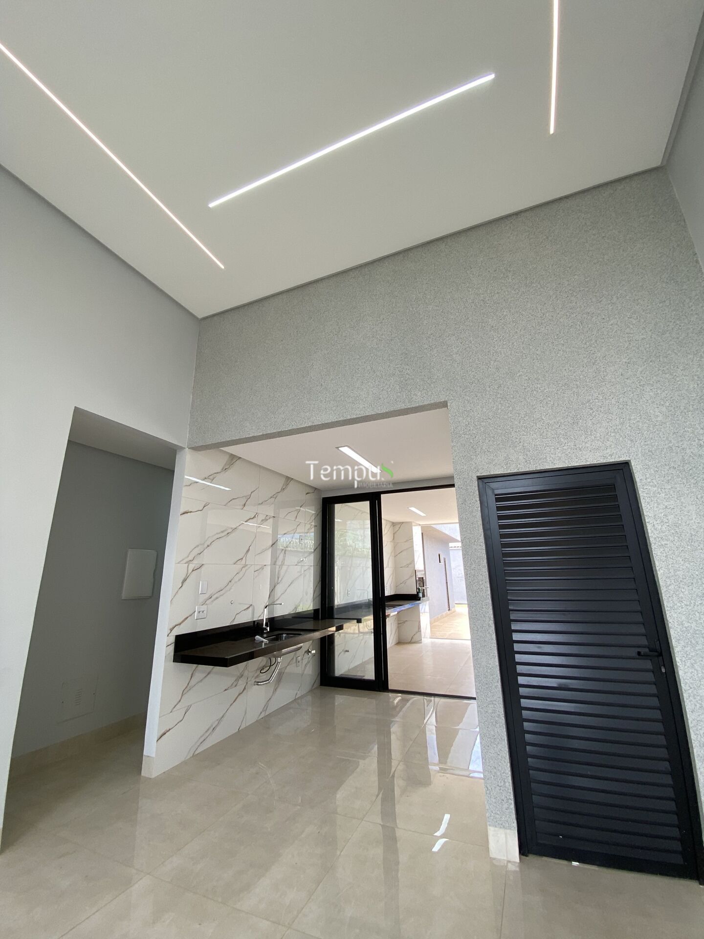 Casa à venda com 3 quartos, 161m² - Foto 5