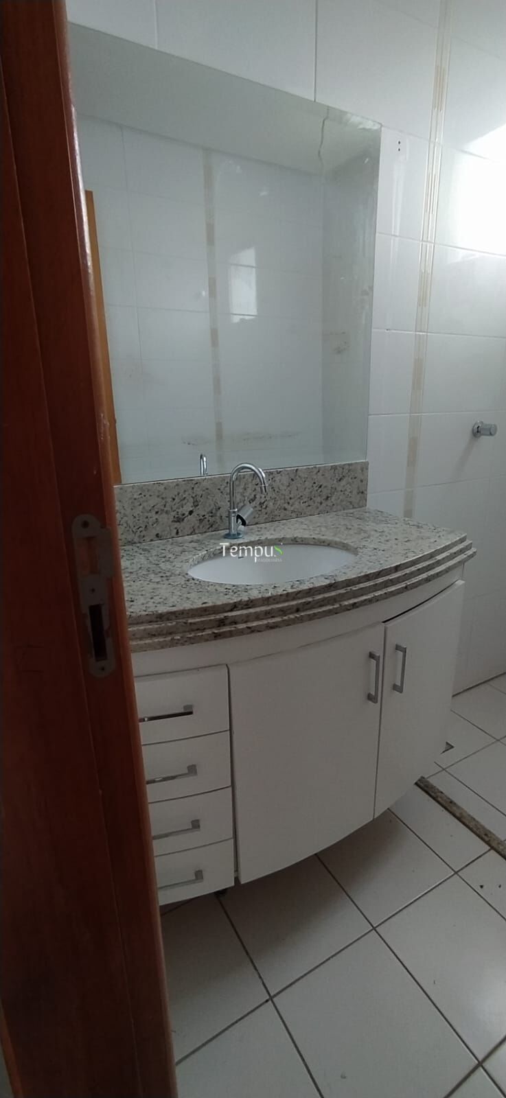 Apartamento à venda com 3 quartos, 74m² - Foto 11