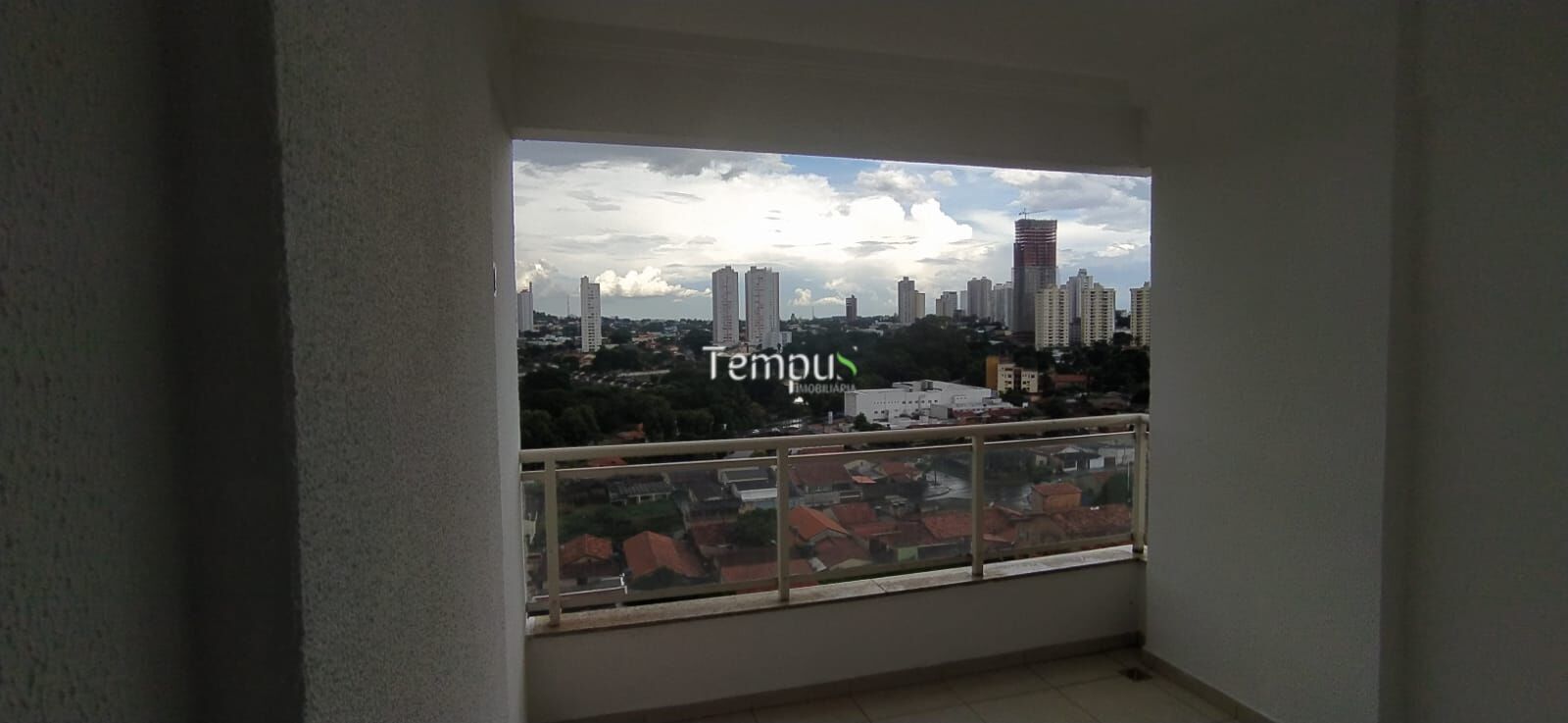 Apartamento à venda com 3 quartos, 74m² - Foto 2