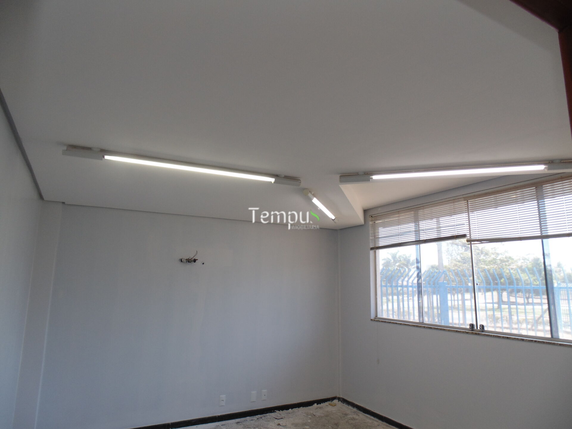 Depósito-Galpão-Armazém à venda, 2200m² - Foto 37