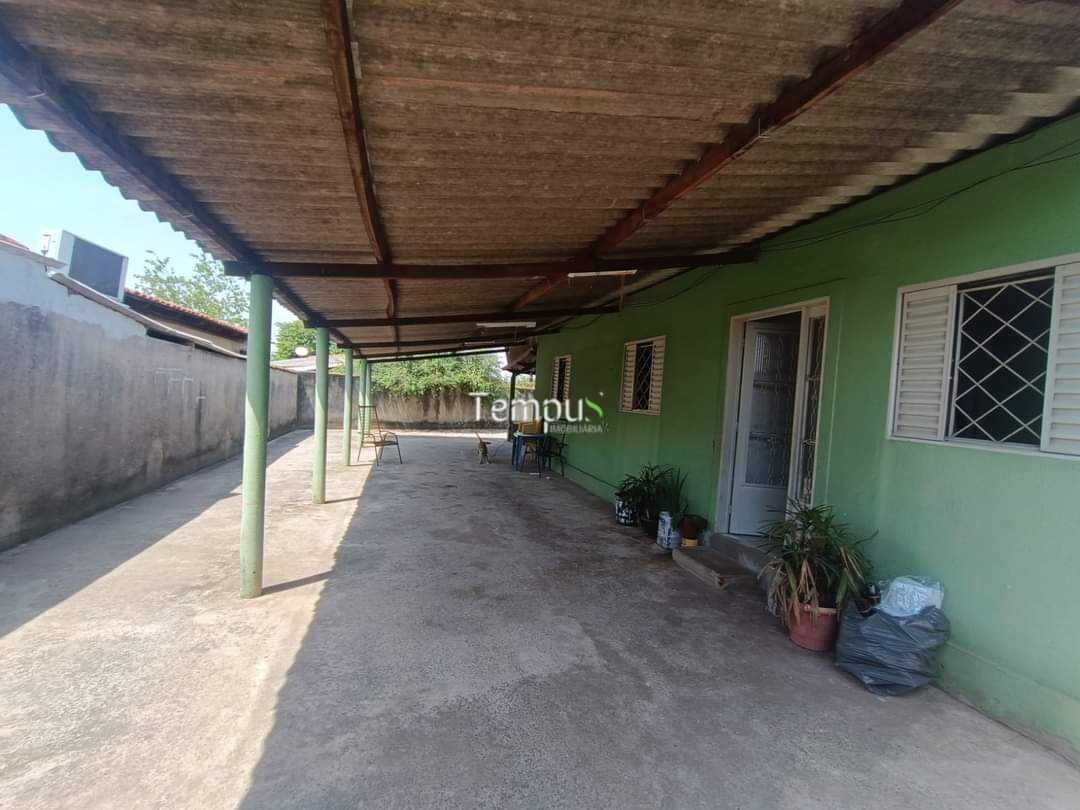 Casa à venda com 3 quartos, 178m² - Foto 13