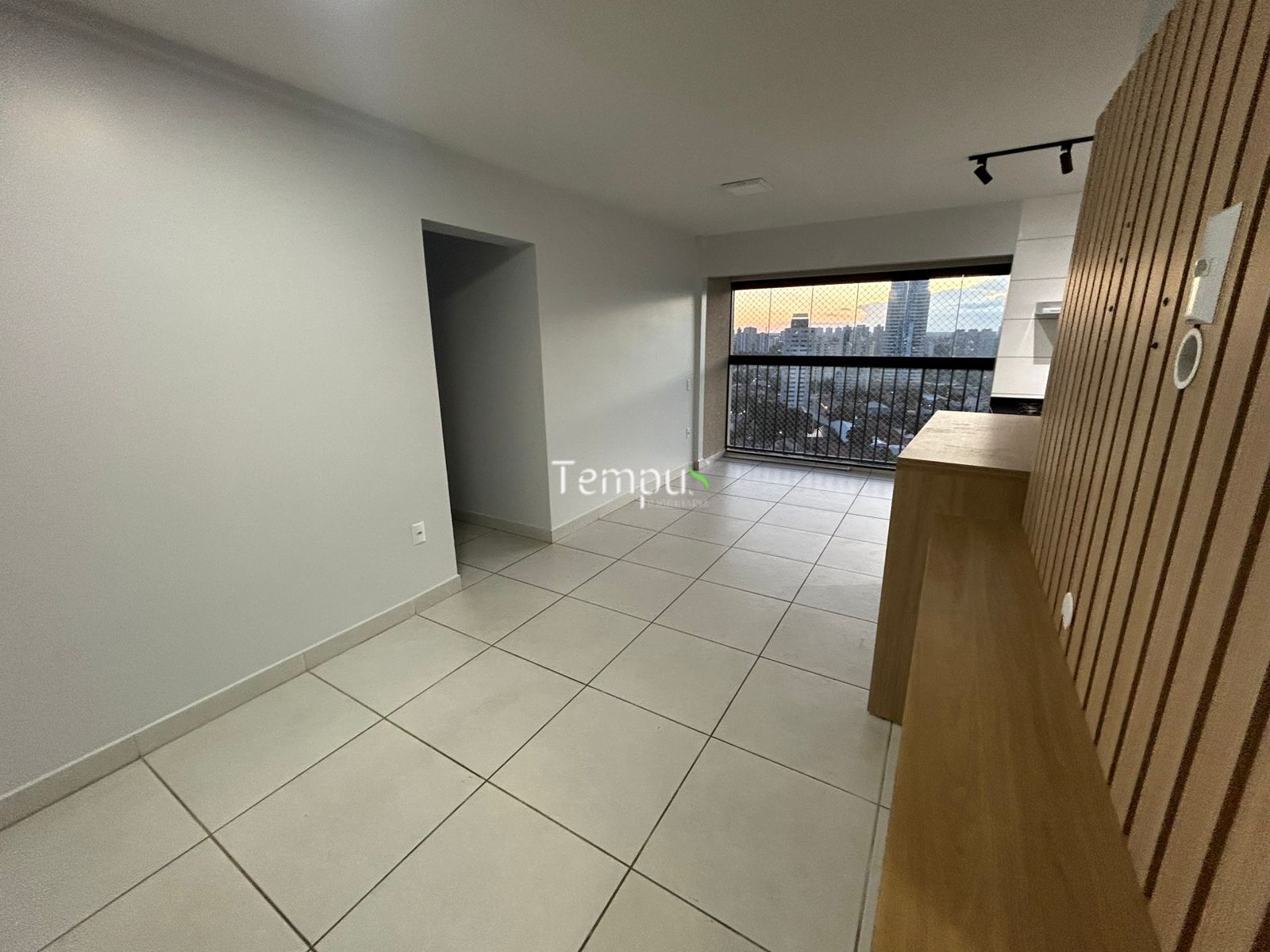 Apartamento para alugar com 3 quartos, 76m² - Foto 9