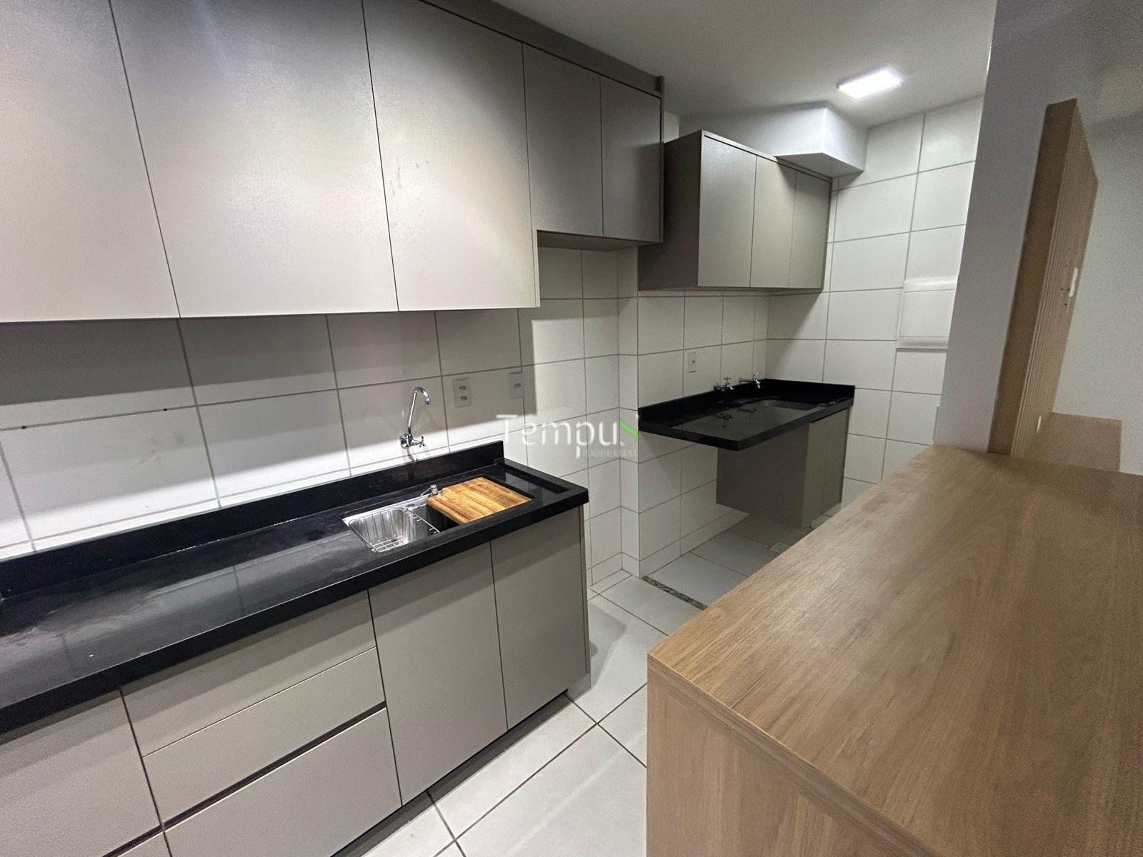 Apartamento para alugar com 3 quartos, 76m² - Foto 11