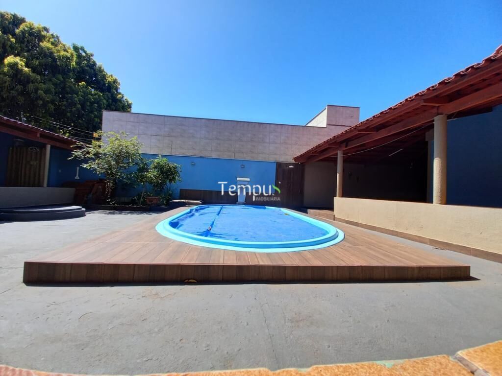 Casa à venda com 3 quartos, 250m² - Foto 9