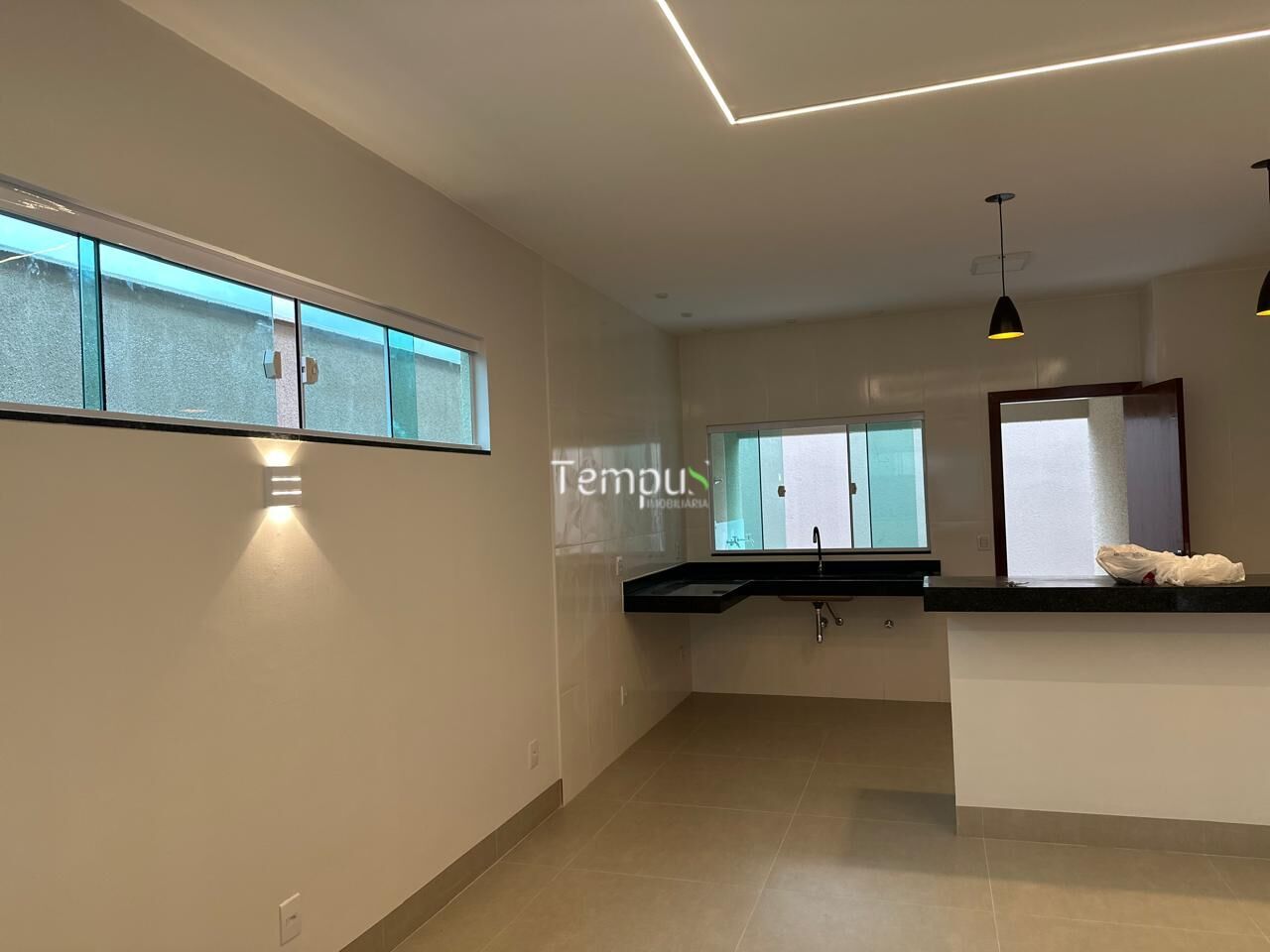 Casa à venda com 3 quartos, 115m² - Foto 8
