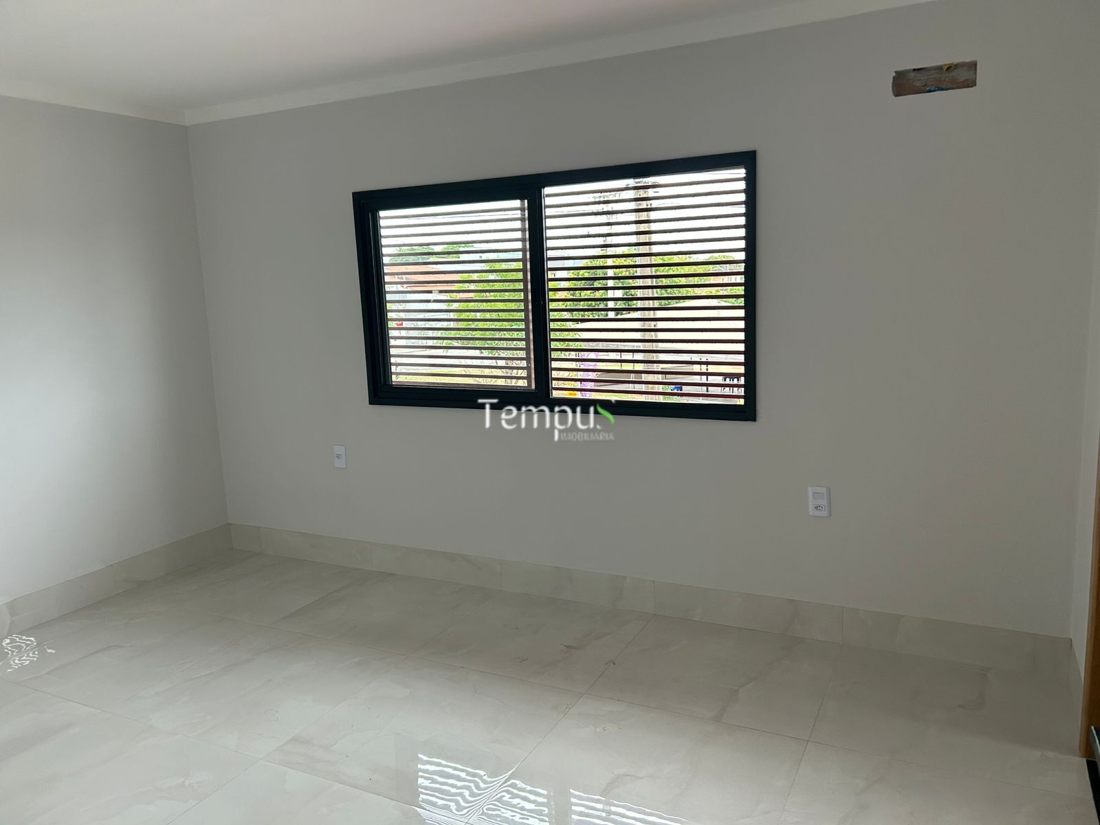 Casa à venda com 4 quartos, 279m² - Foto 12