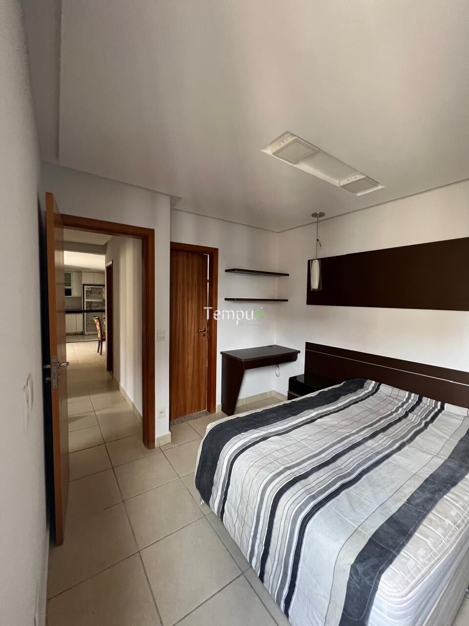 Apartamento à venda com 3 quartos, 93m² - Foto 9