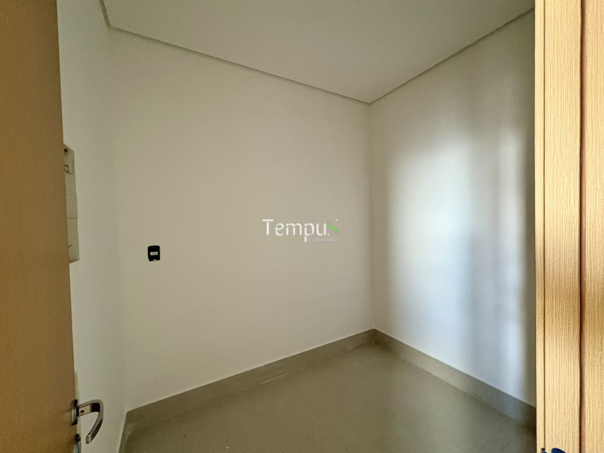 Apartamento à venda com 4 quartos, 214m² - Foto 6