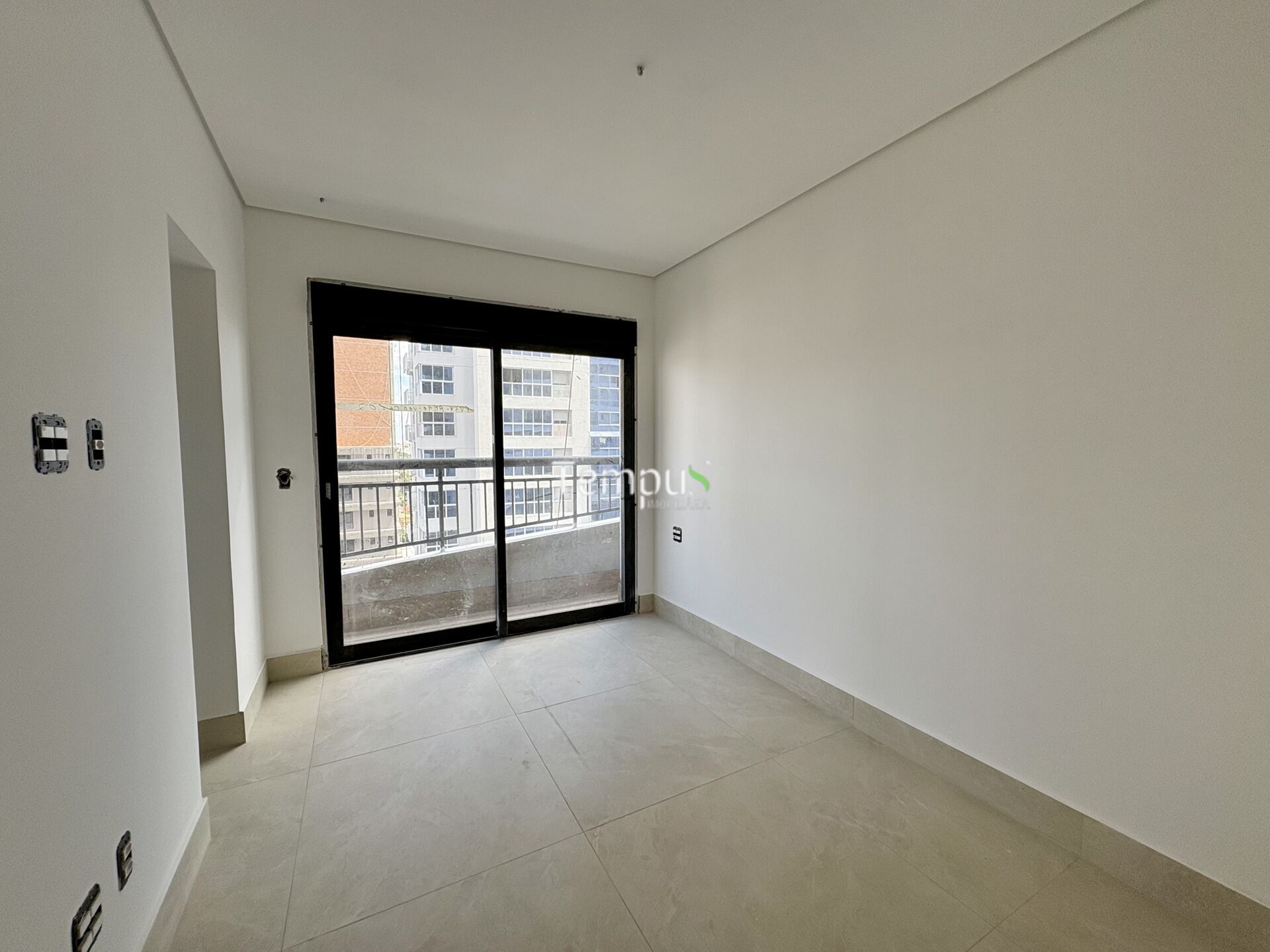 Apartamento à venda com 4 quartos, 214m² - Foto 16