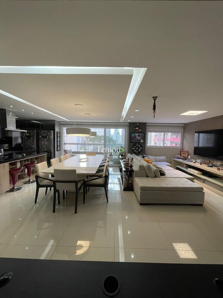 Apartamento à venda com 3 quartos, 150m² - Foto 6
