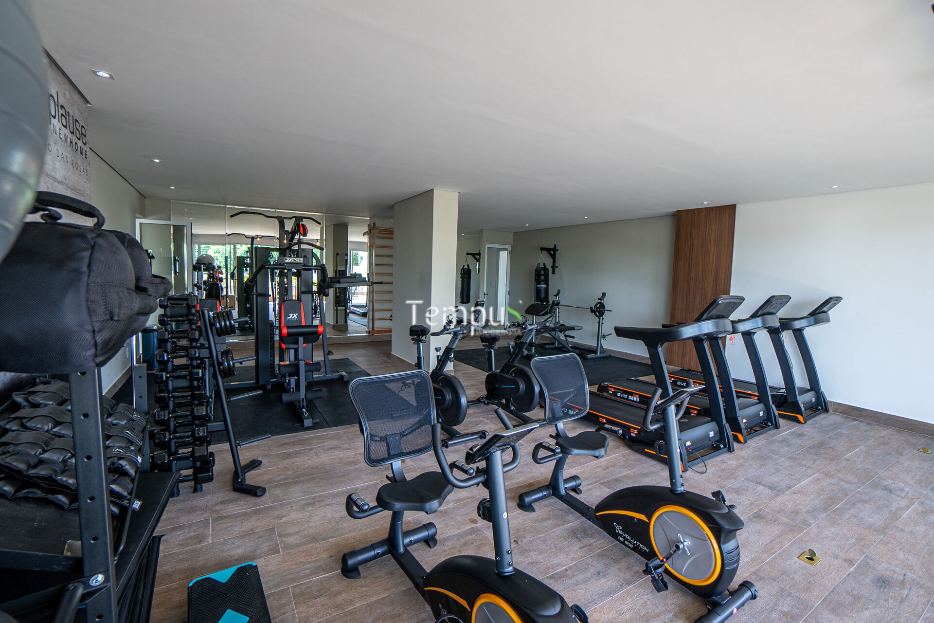 Apartamento à venda com 3 quartos, 87m² - Foto 24