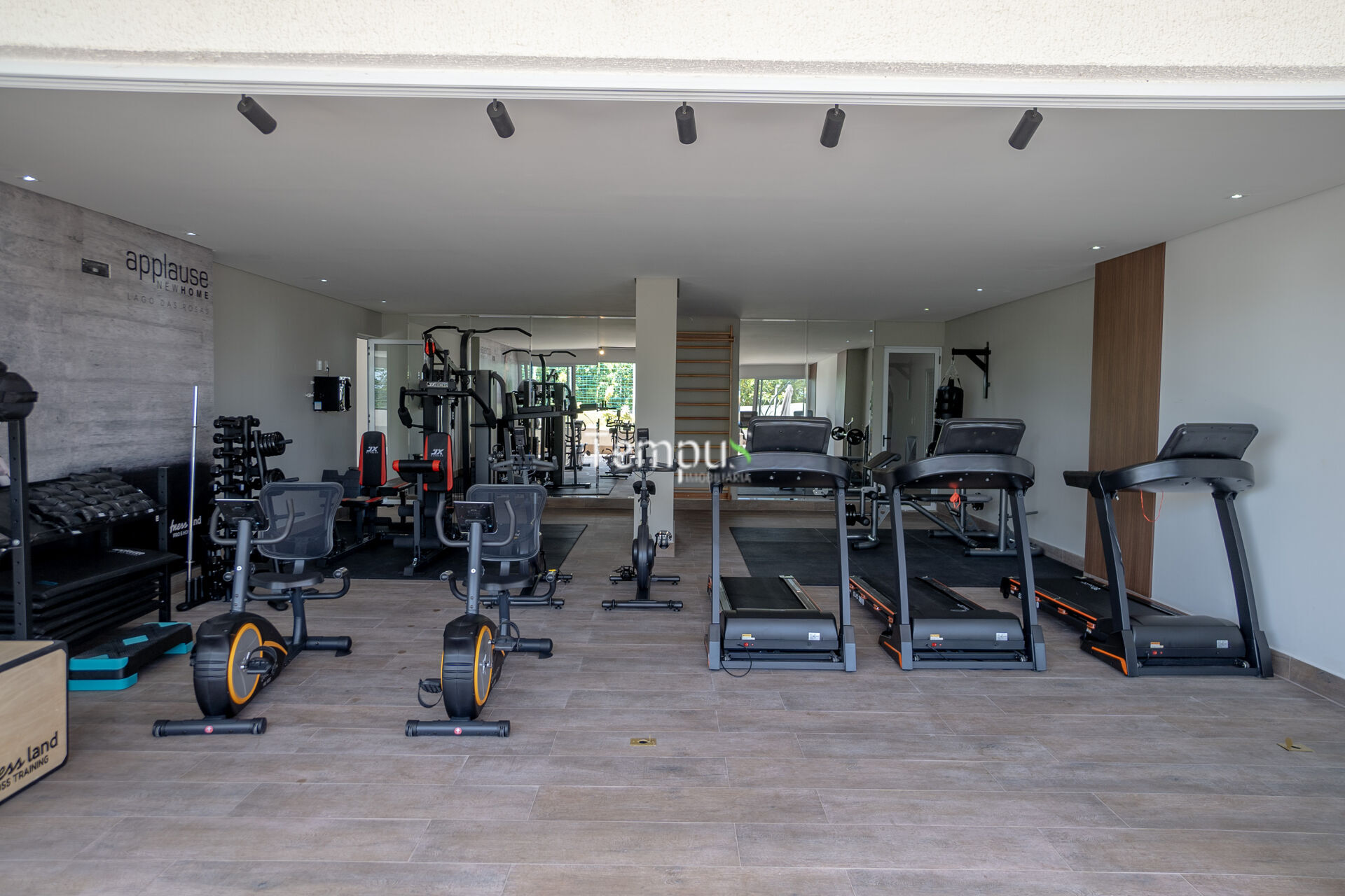 Apartamento à venda com 3 quartos, 87m² - Foto 23