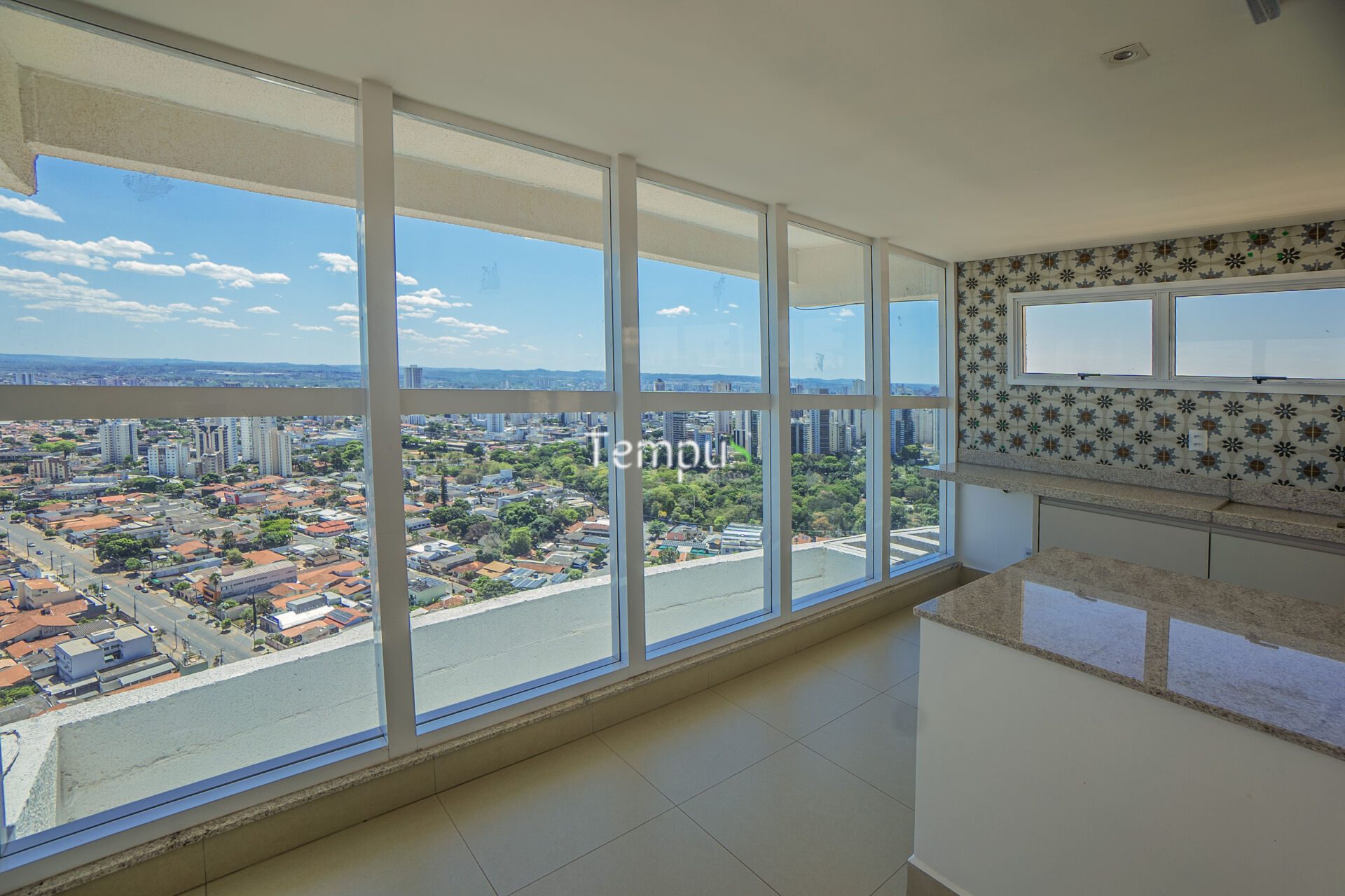 Apartamento à venda com 3 quartos, 87m² - Foto 32