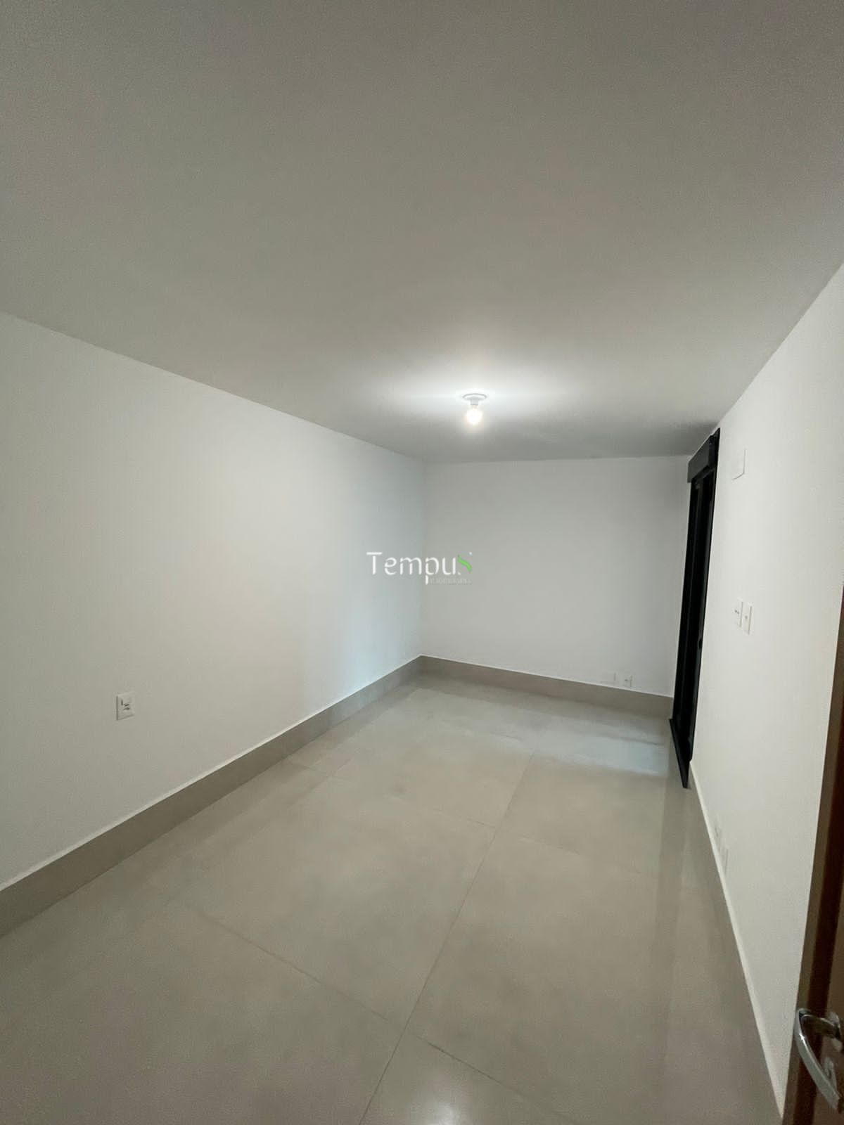 Apartamento à venda com 4 quartos, 221m² - Foto 25