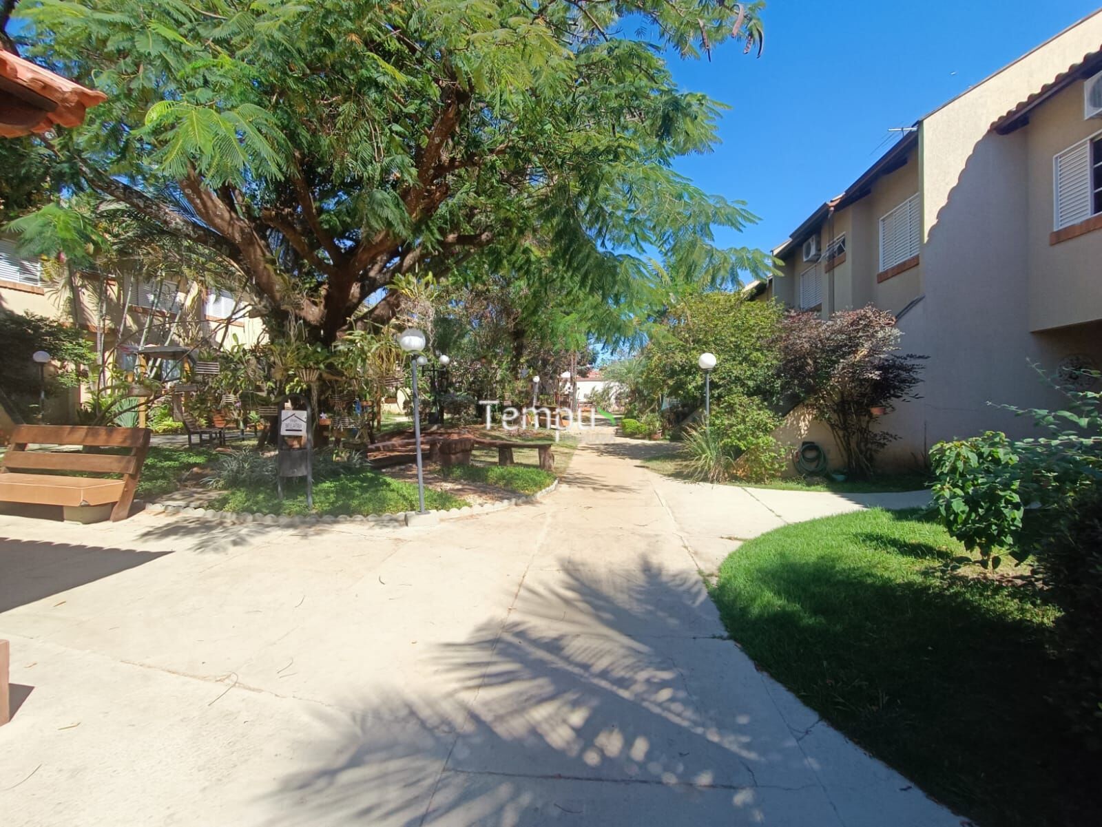 Casa de Condomínio à venda com 4 quartos, 202m² - Foto 6