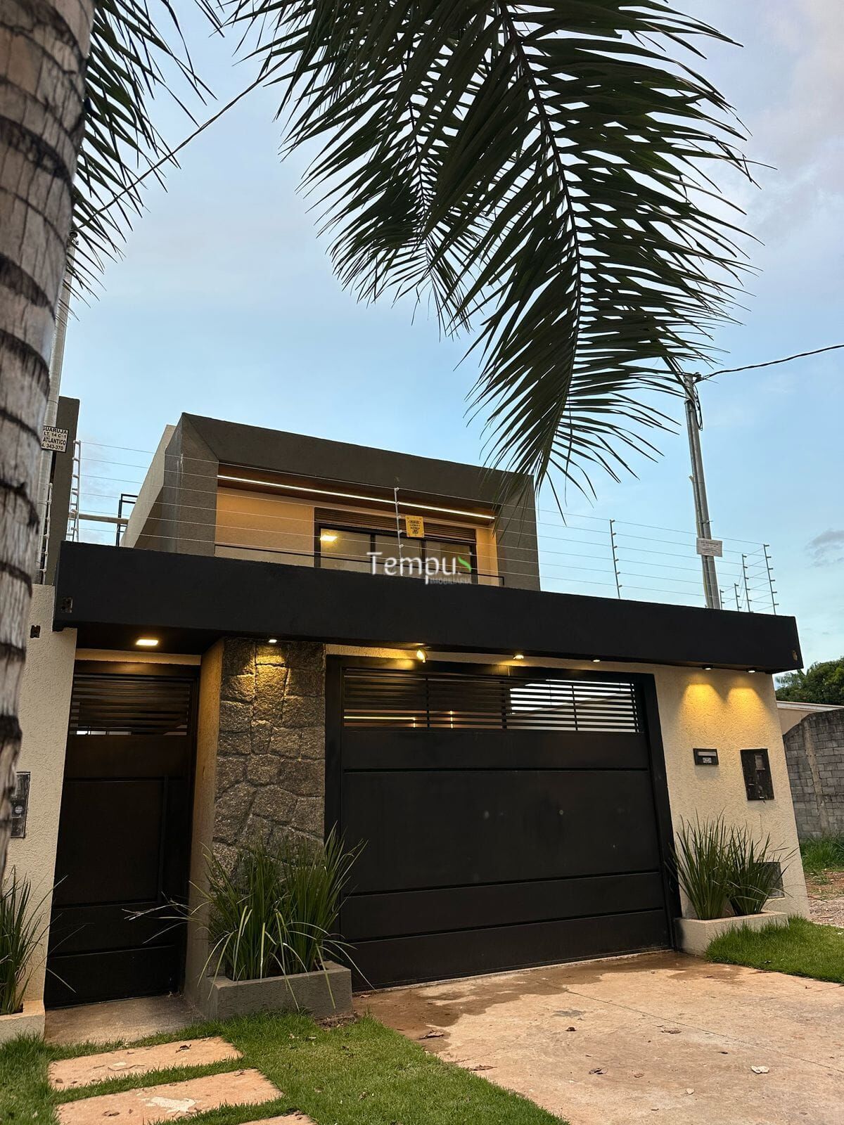 Sobrado, 3 quartos, 223 m² - Foto 1