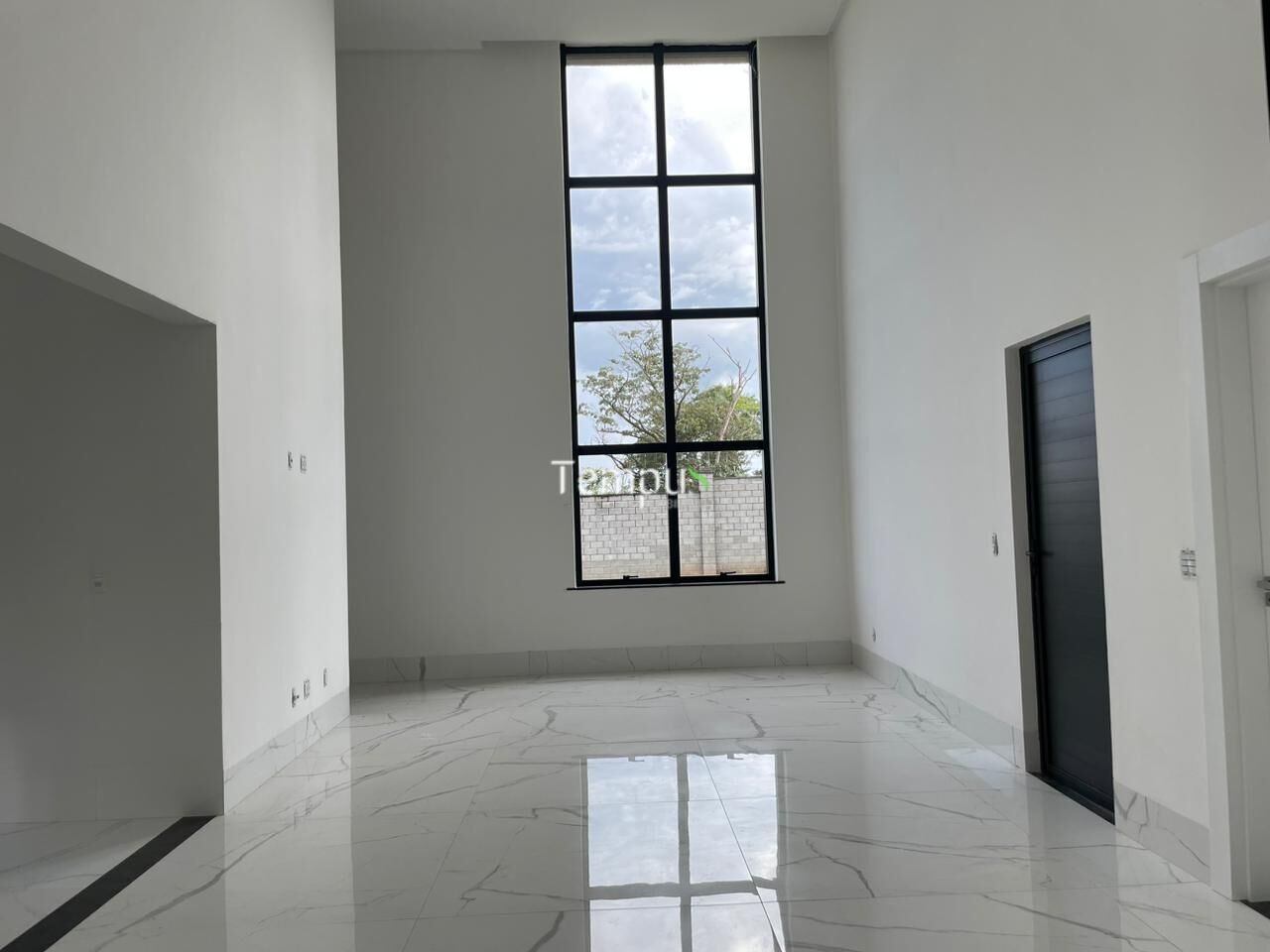 Casa, 4 quartos, 235 m² - Foto 2