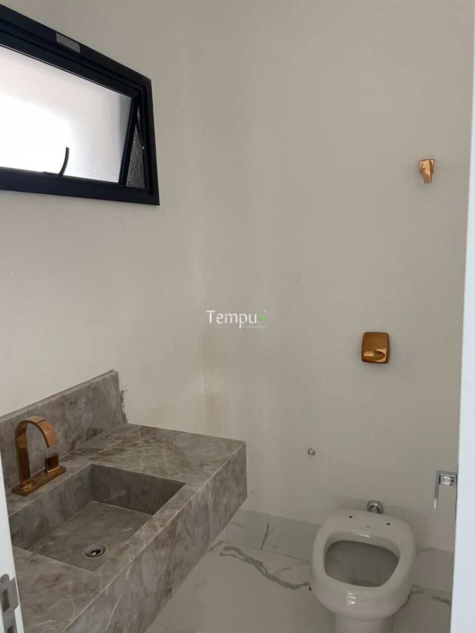 Casa, 4 quartos, 235 m² - Foto 9