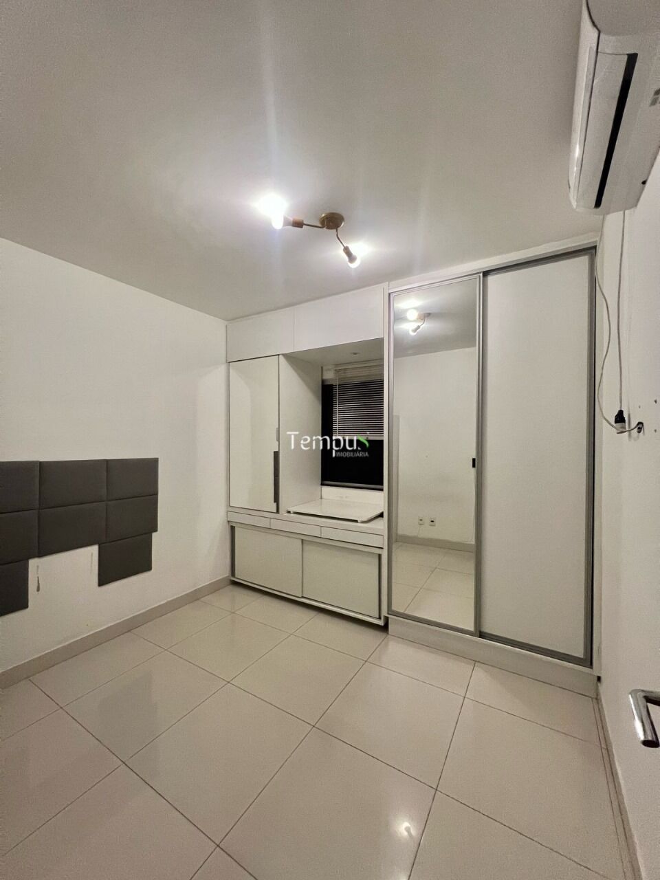 Casa à venda com 3 quartos, 120m² - Foto 8