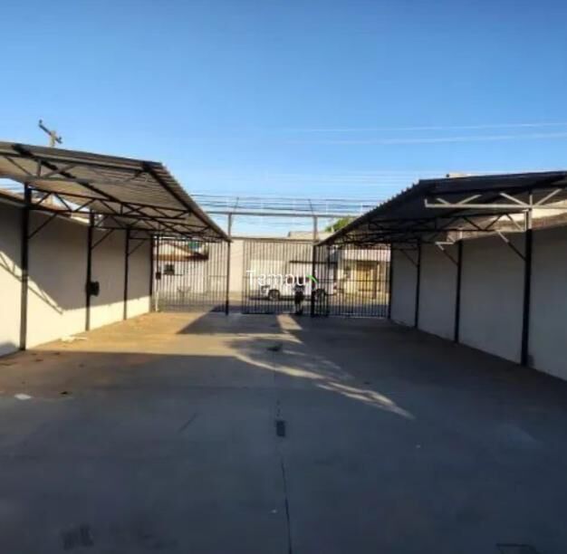 Loja-Salão, 250 m² - Foto 1