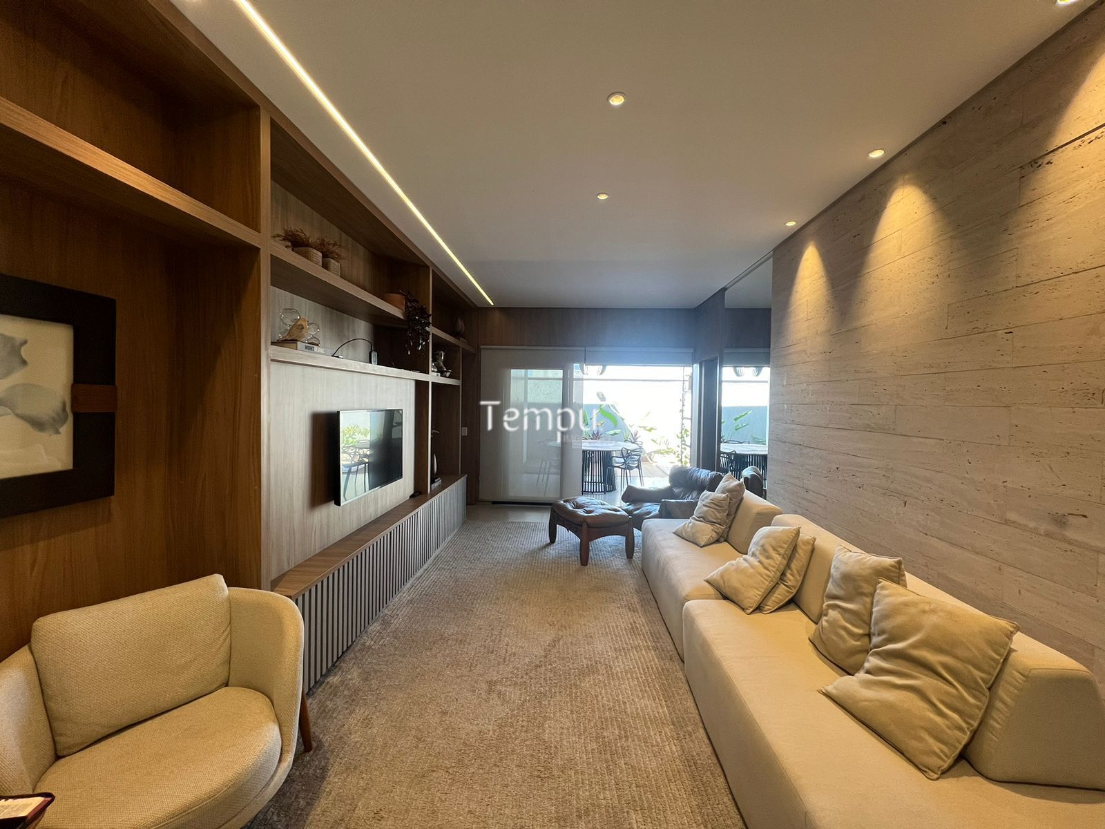Casa à venda com 3 quartos, 172m² - Foto 2
