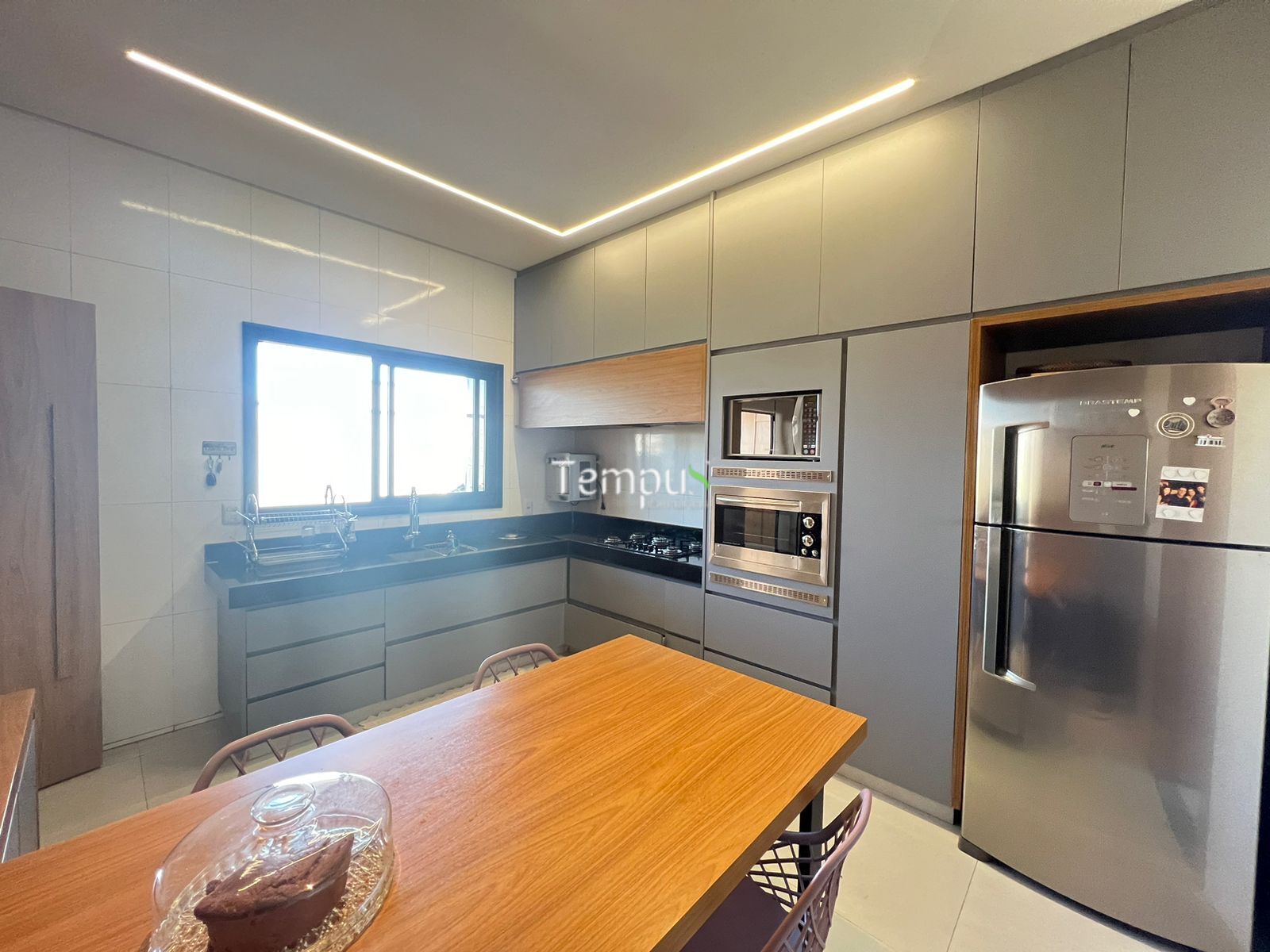 Casa à venda com 3 quartos, 172m² - Foto 9