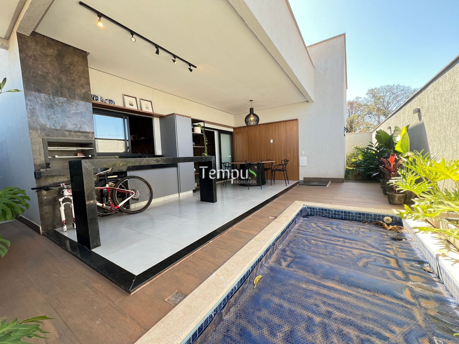 Casa à venda com 3 quartos, 172m² - Foto 3