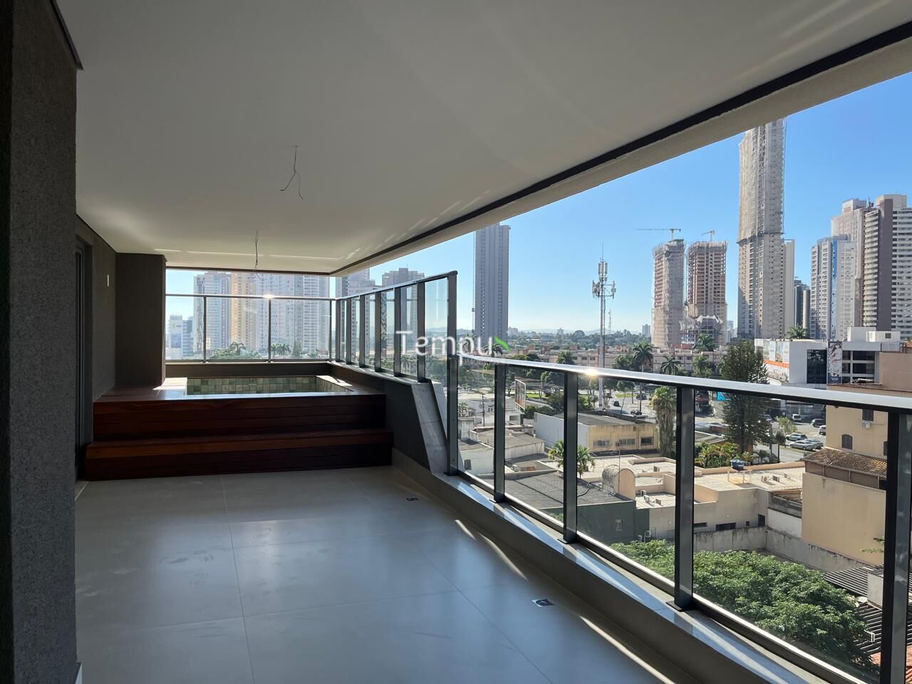 Apartamento à venda com 4 quartos, 226m² - Foto 4