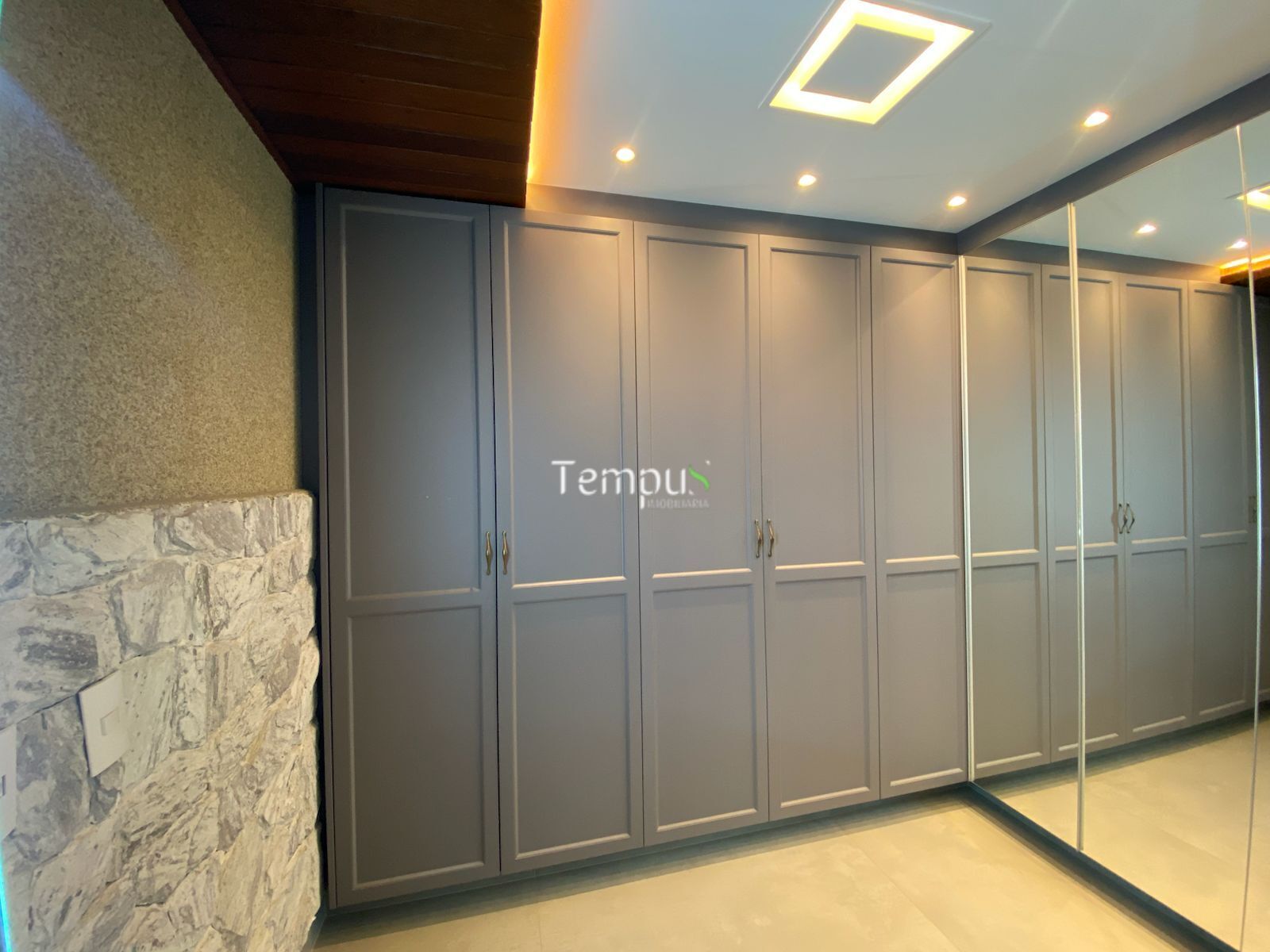 Apartamento à venda com 4 quartos, 224m² - Foto 19