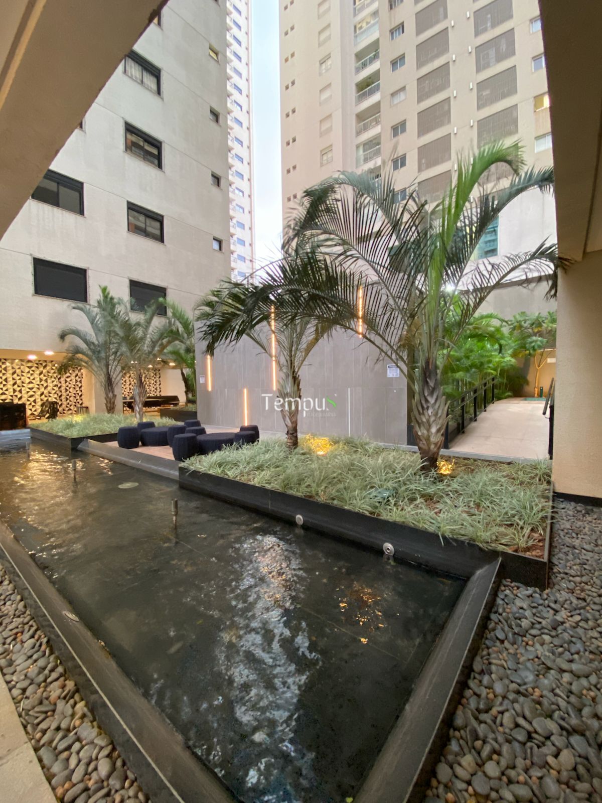 Apartamento à venda com 4 quartos, 224m² - Foto 7