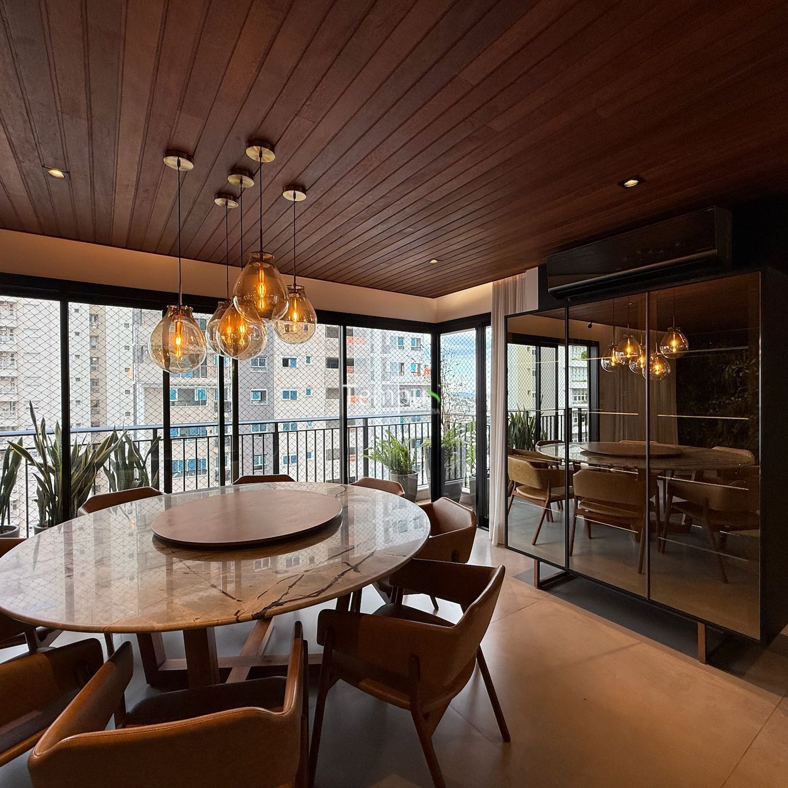 Apartamento à venda com 4 quartos, 224m² - Foto 13