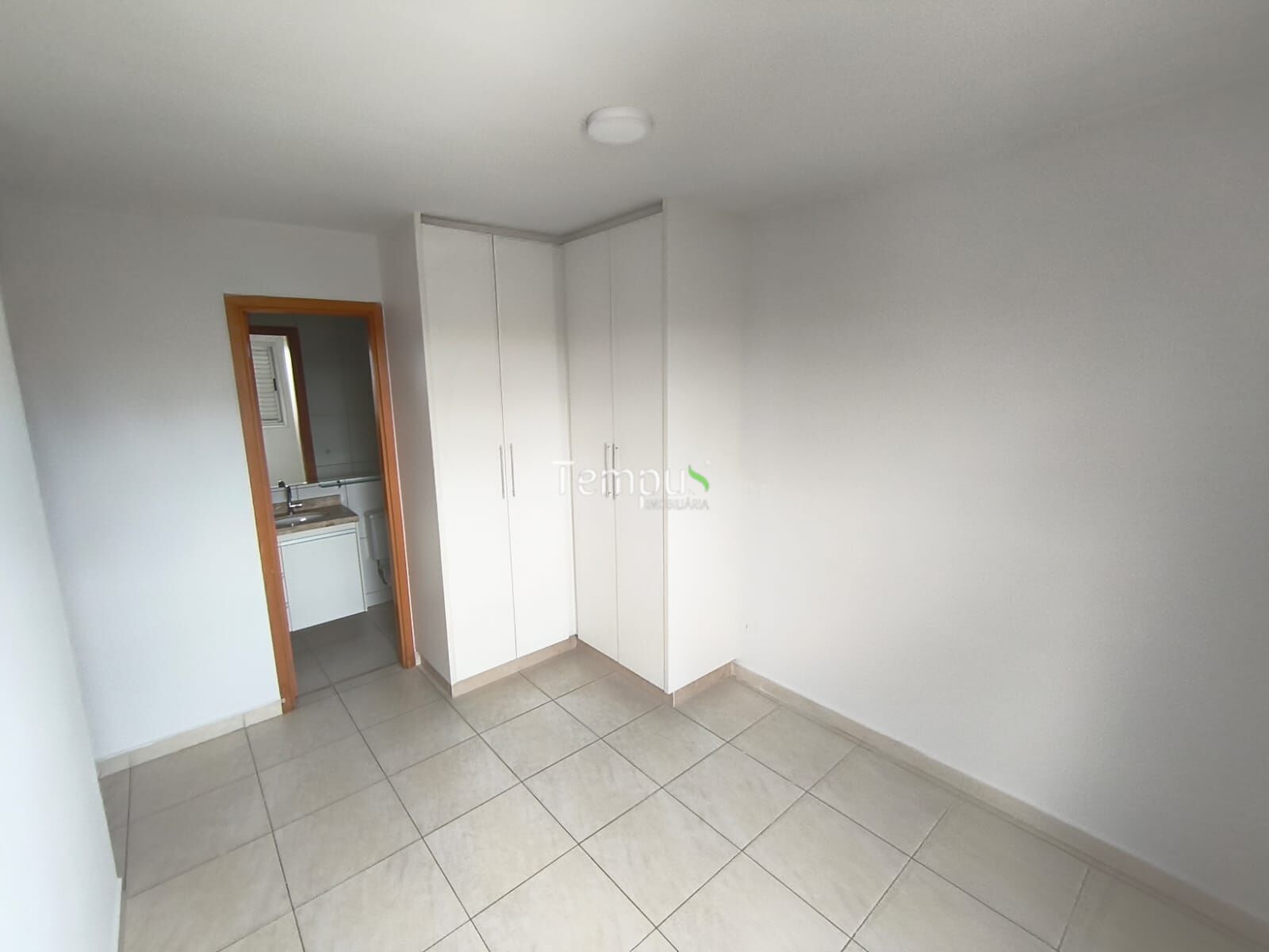 Apartamento para alugar com 2 quartos, 56m² - Foto 15